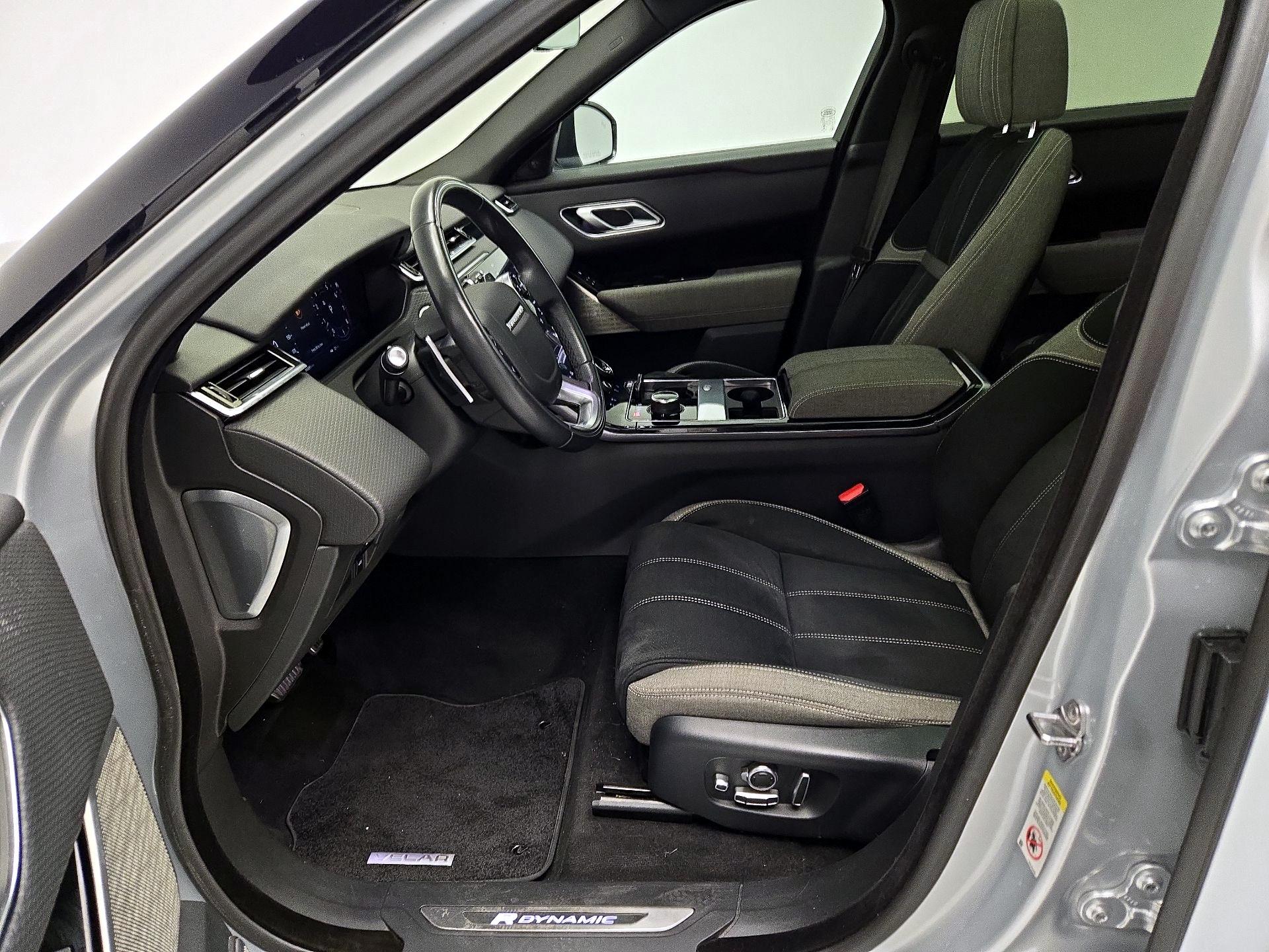 Thumbnail: 2019 Land Rover Range Rover Velar - 11