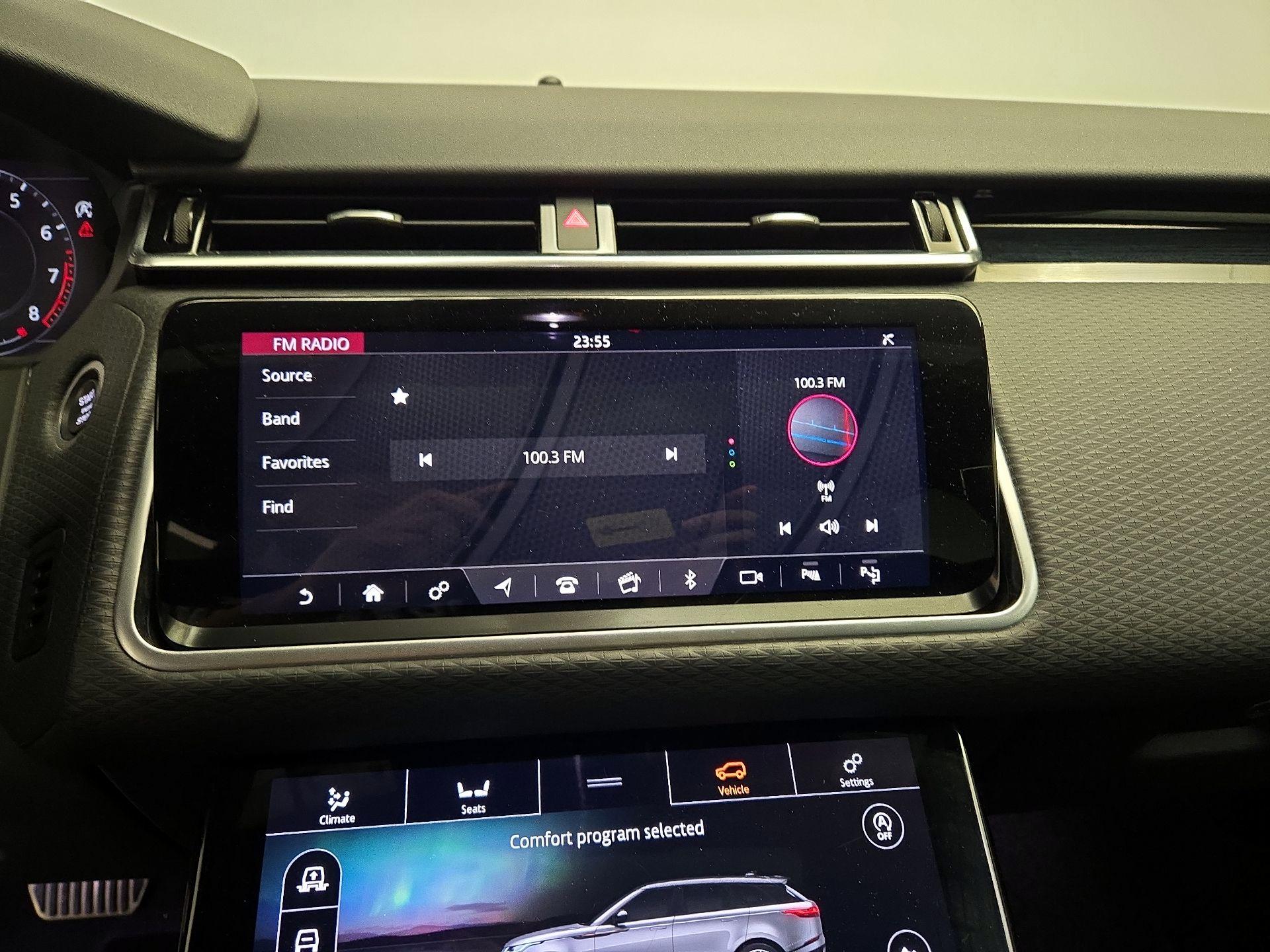 Thumbnail: 2019 Land Rover Range Rover Velar - 16