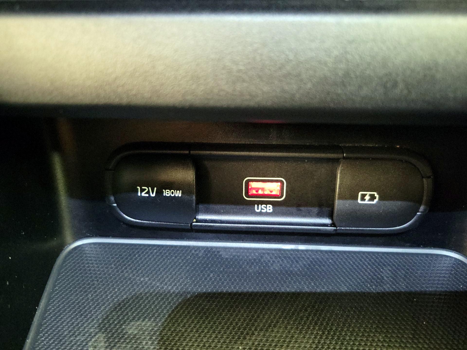 Thumbnail: 2023 Kia Forte - 18