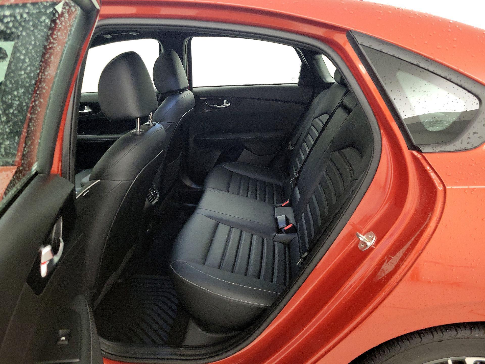 Thumbnail: 2023 Kia Forte - 20