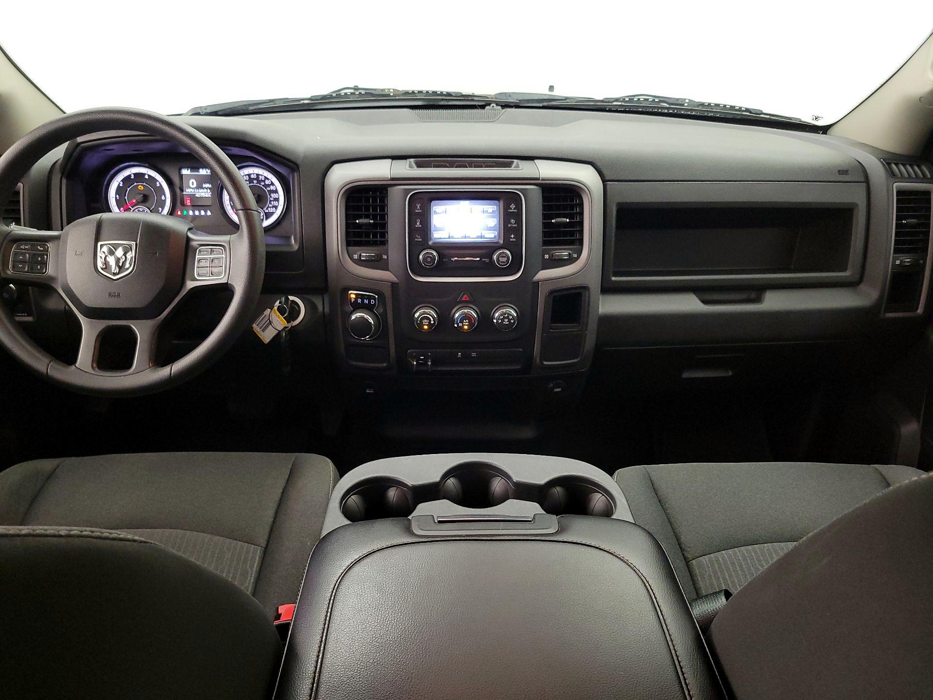 Thumbnail: 2022 RAM 1500 Classic - 9