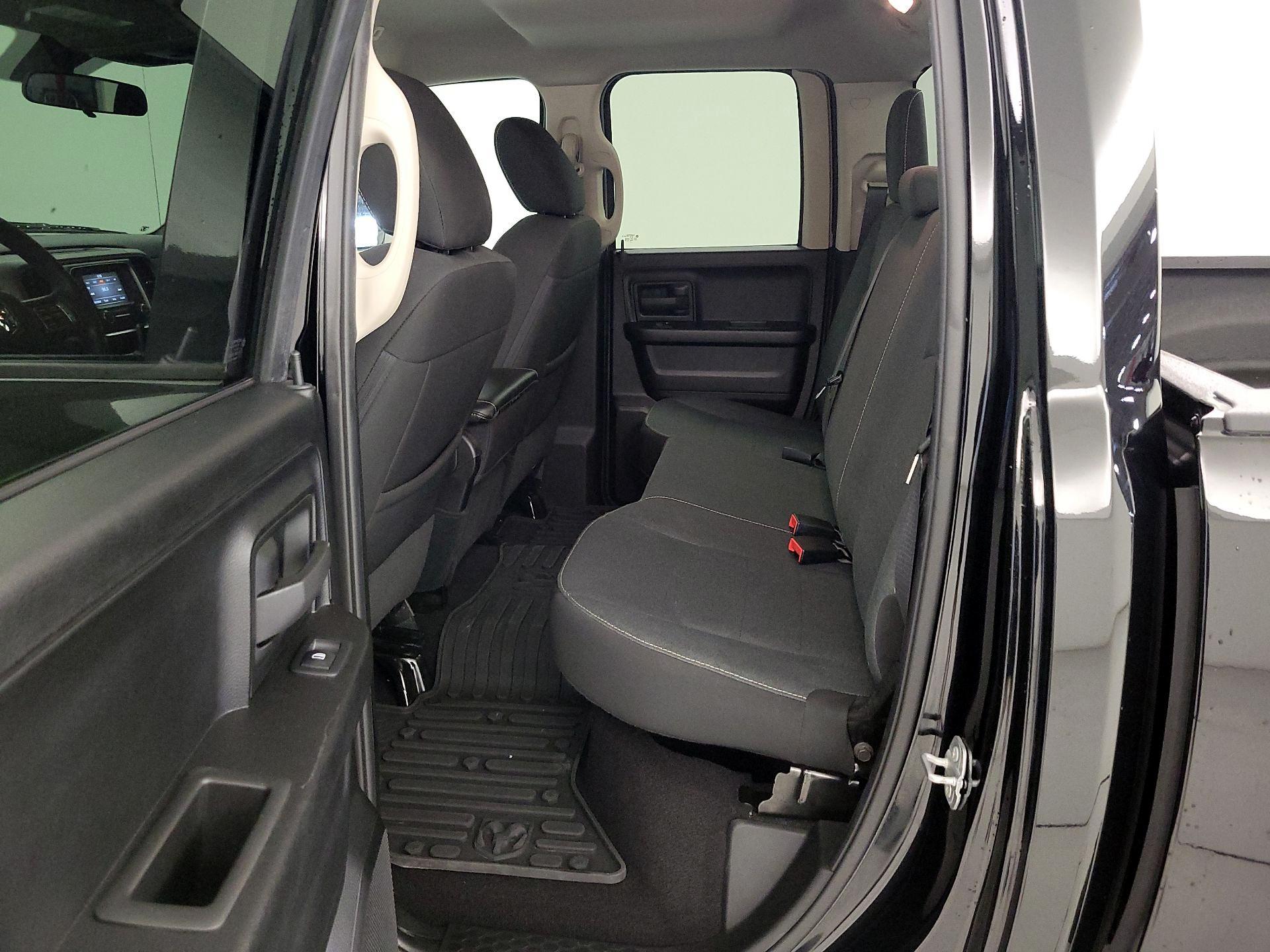 Thumbnail: 2022 RAM 1500 Classic - 19