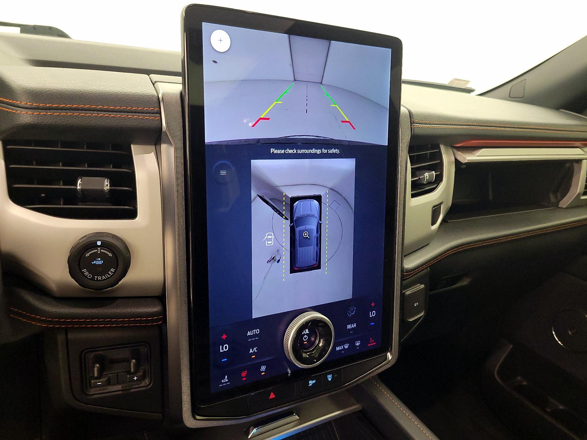 Thumbnail: 2023 Ford Expedition - 15