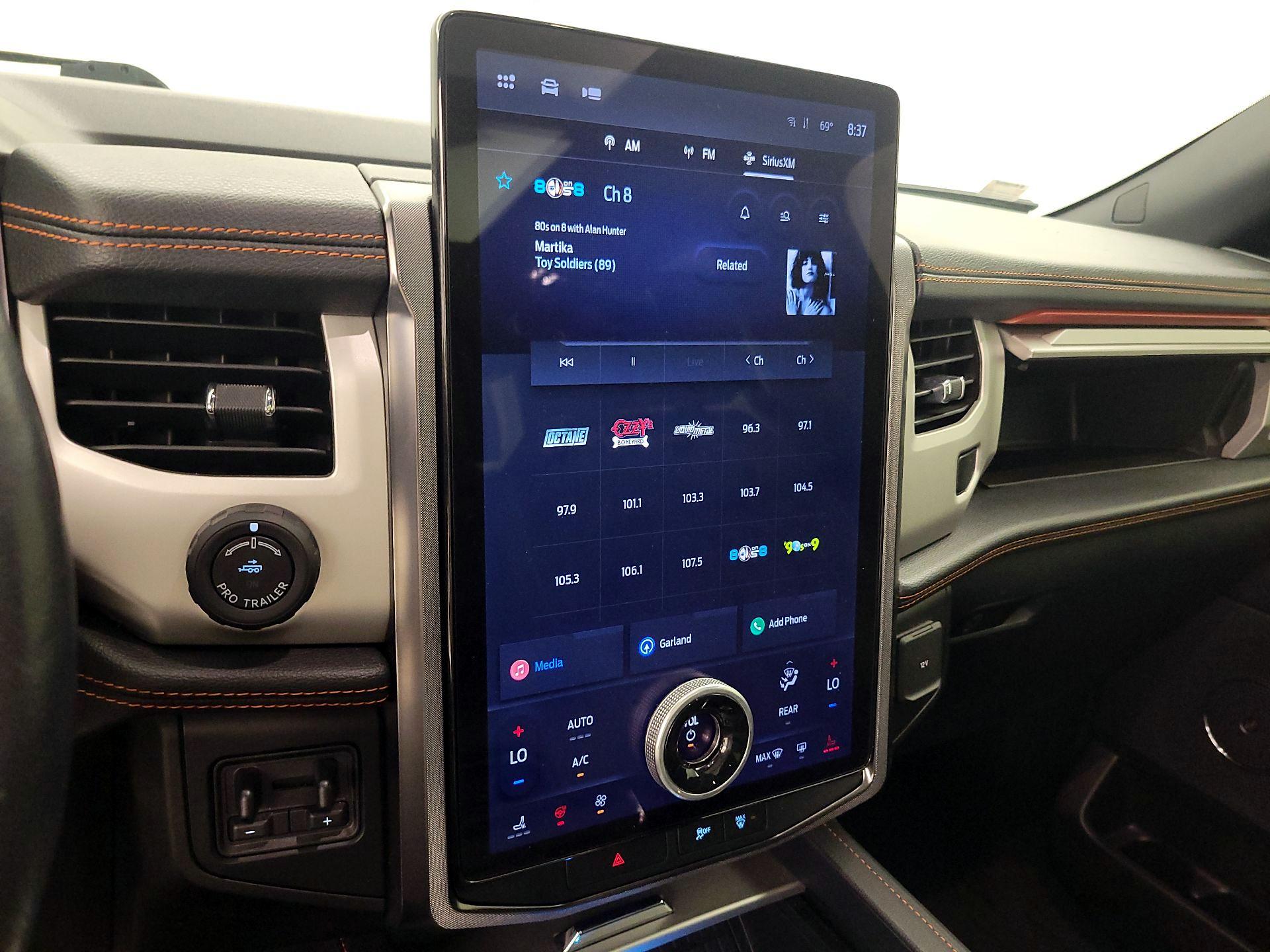 Thumbnail: 2023 Ford Expedition - 16