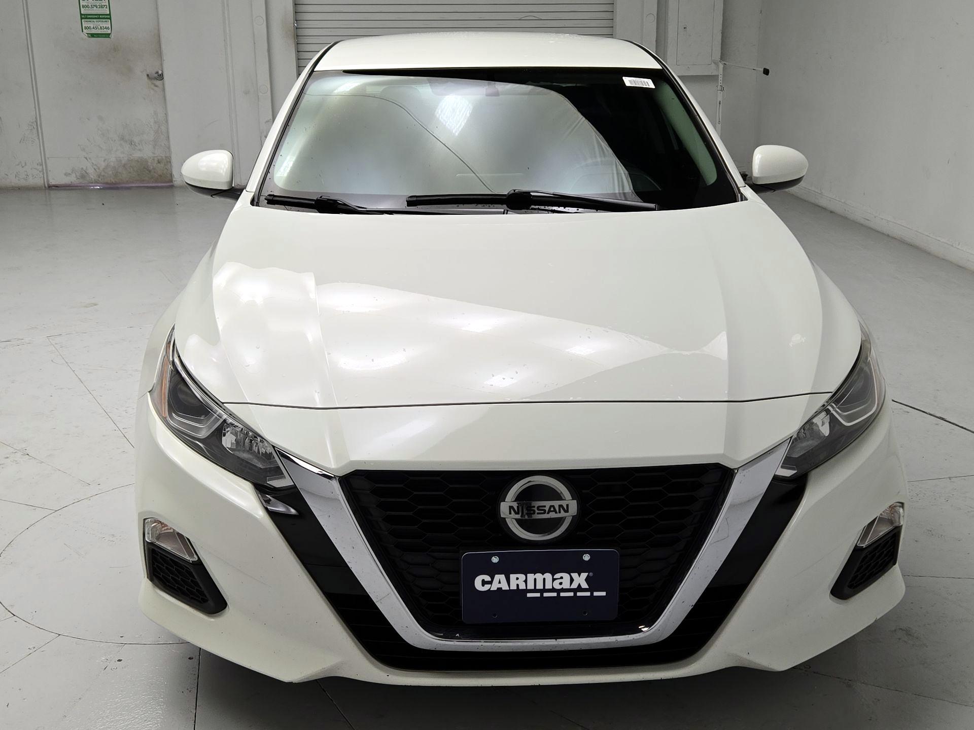 Thumbnail: 2020 Nissan Altima - 2