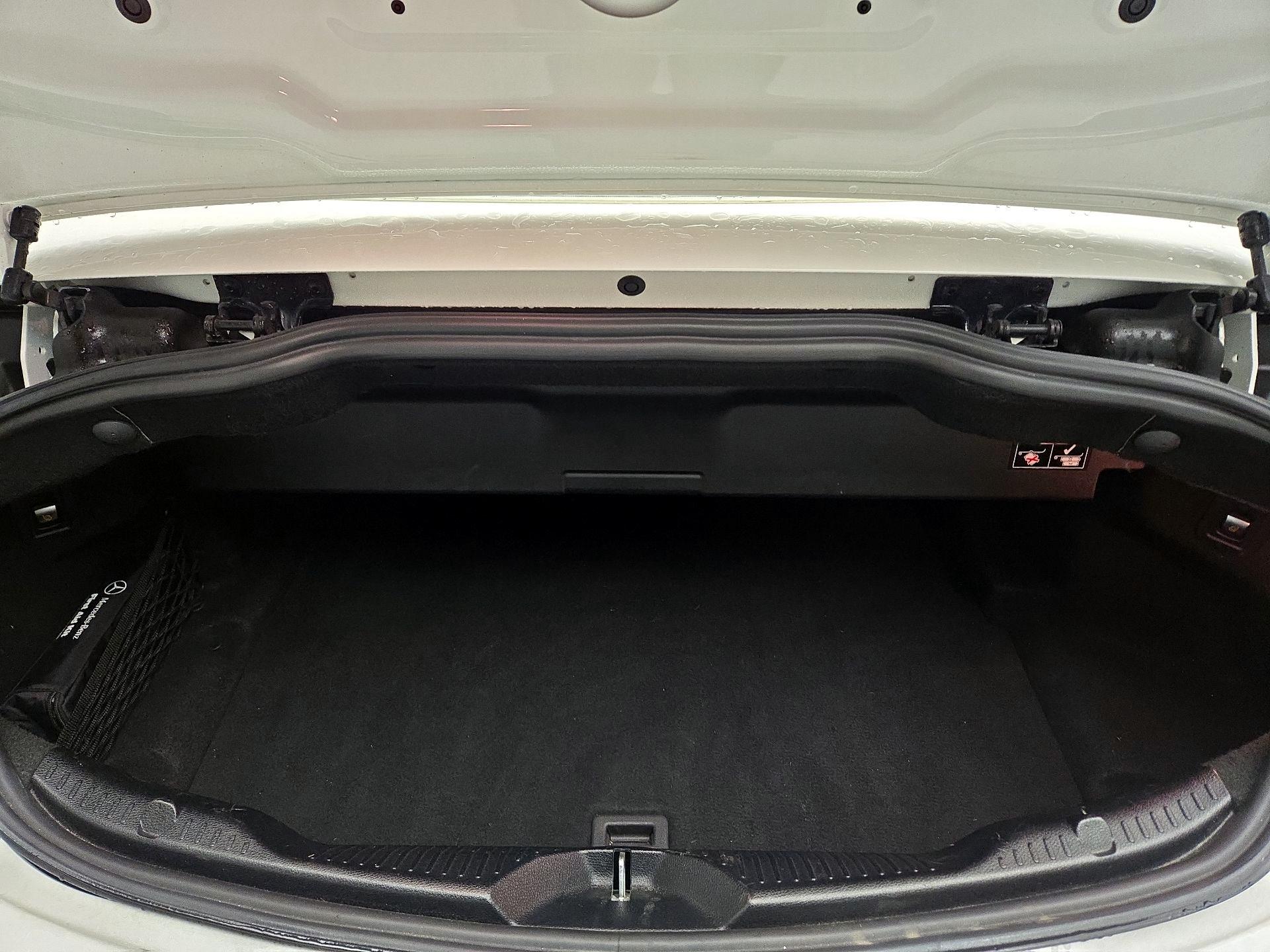 Thumbnail: 2017 Mercedes-Benz C-Class - 18