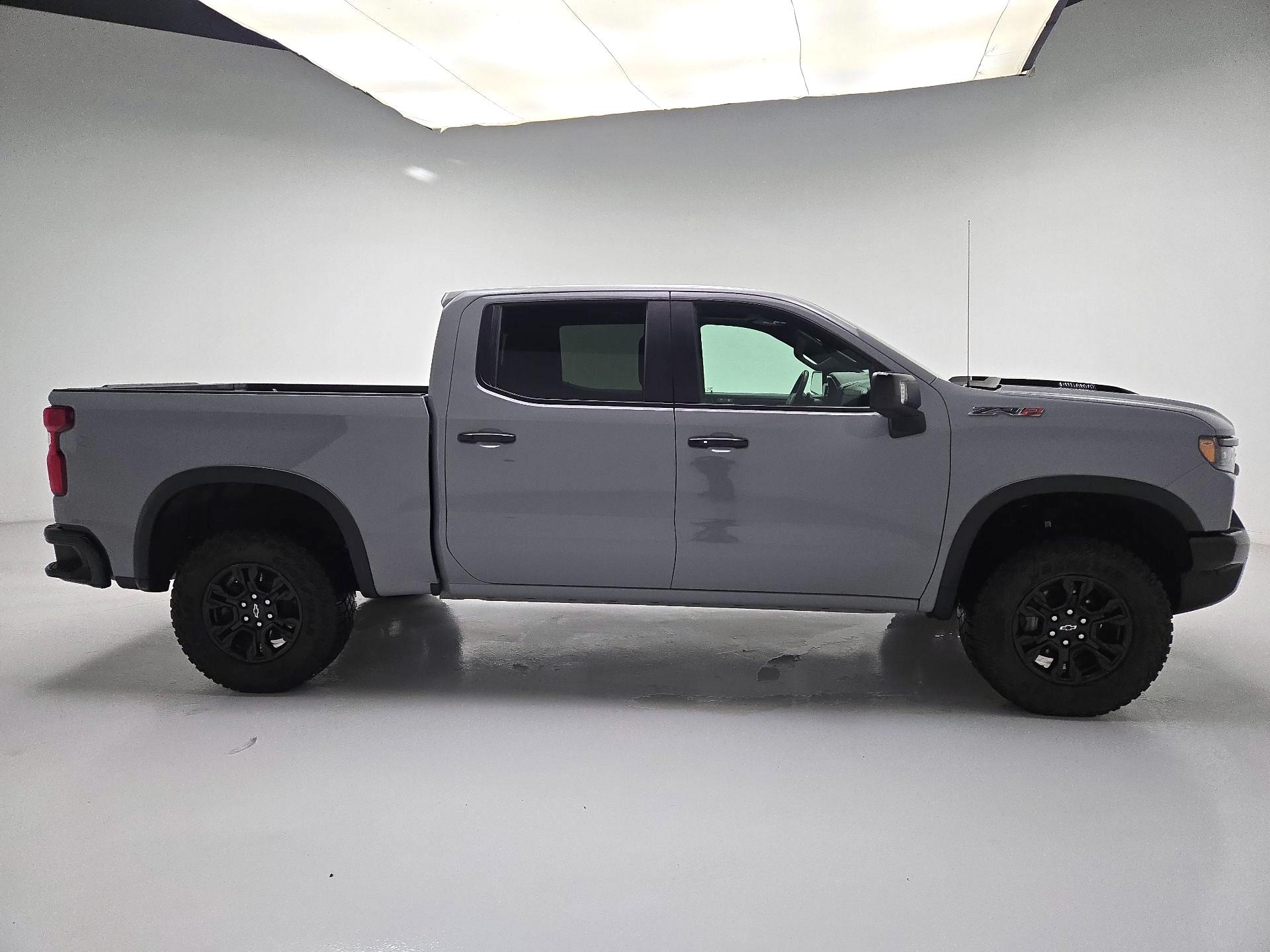 Thumbnail: 2024 Chevrolet Silverado 1500 - 4
