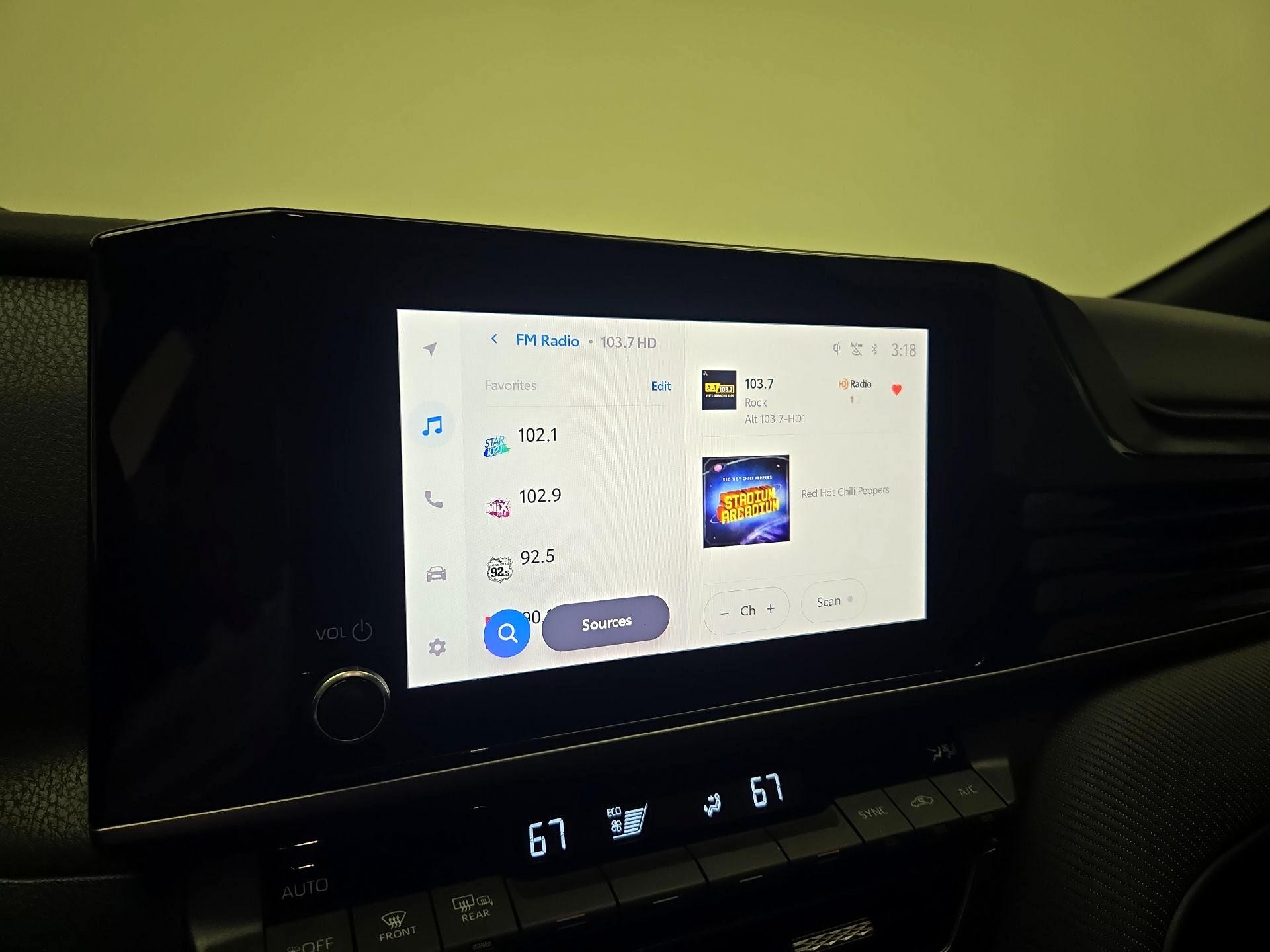 Thumbnail: 2025 Toyota Camry - 15