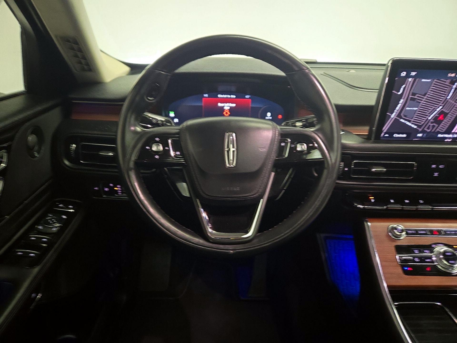 Thumbnail: 2023 Lincoln Aviator - 10