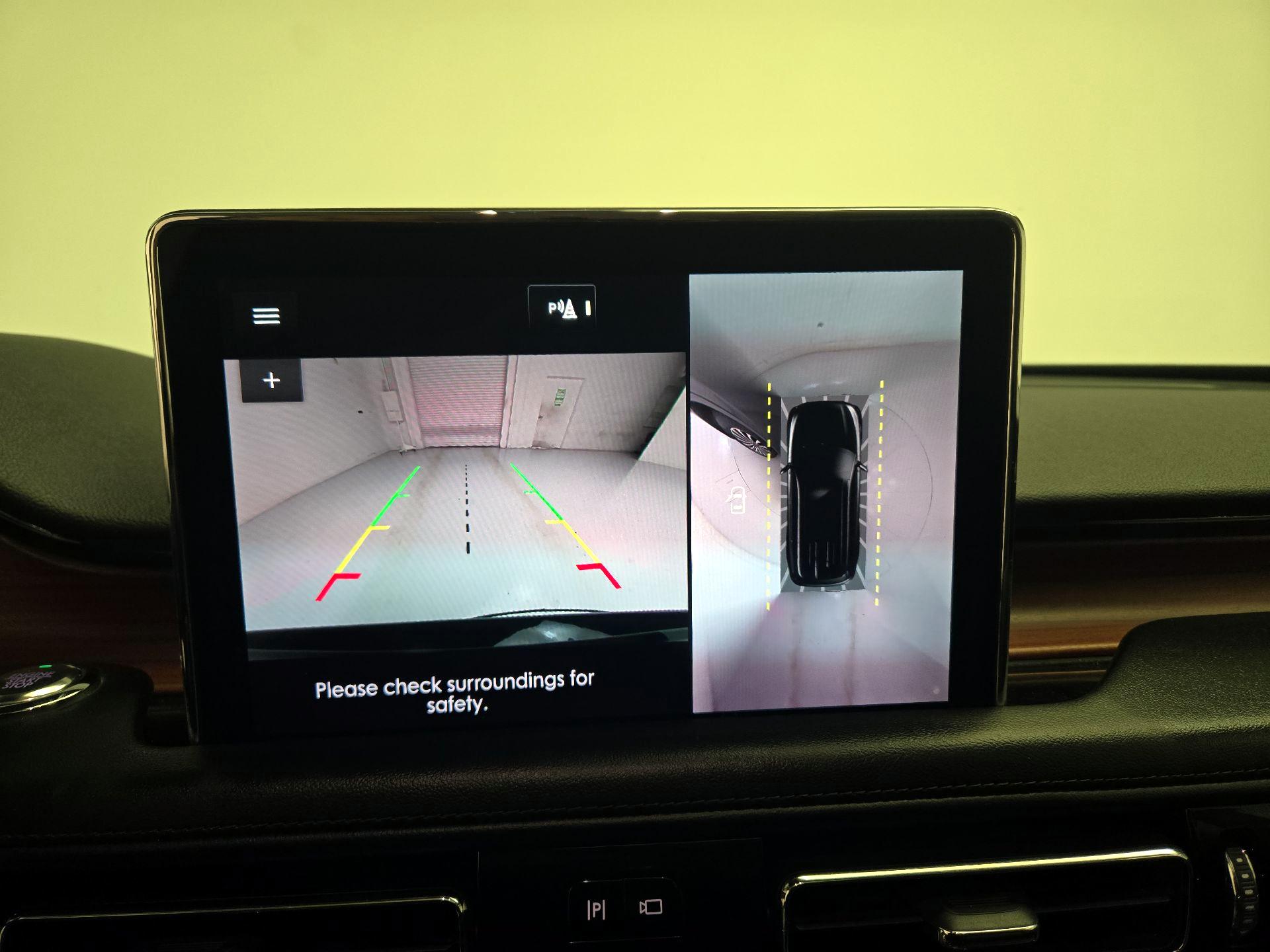 Thumbnail: 2023 Lincoln Aviator - 15