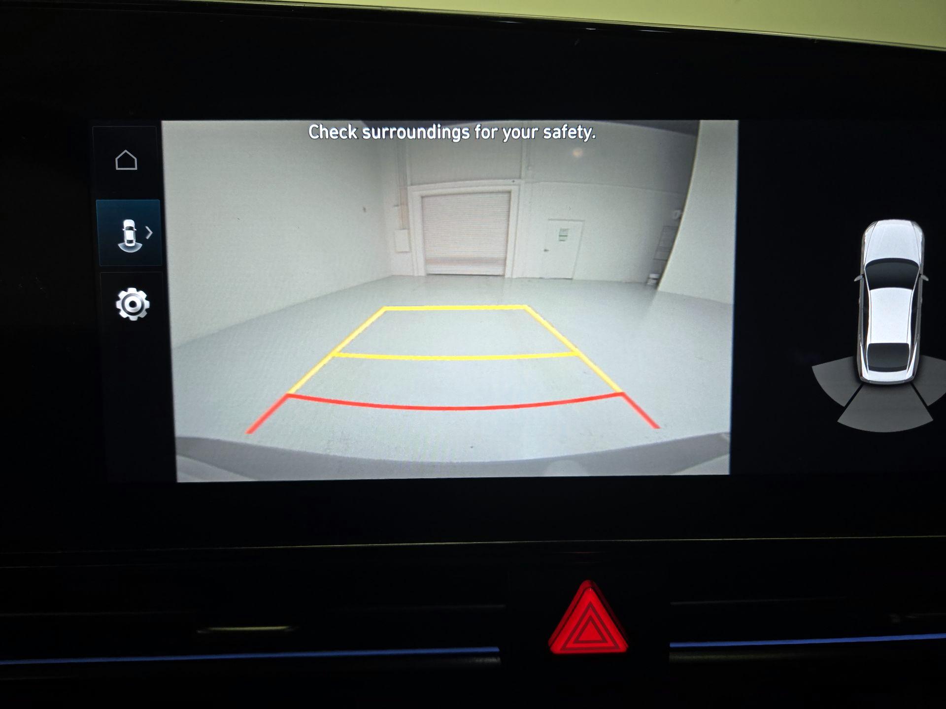 Thumbnail: 2023 Hyundai Elantra - 15