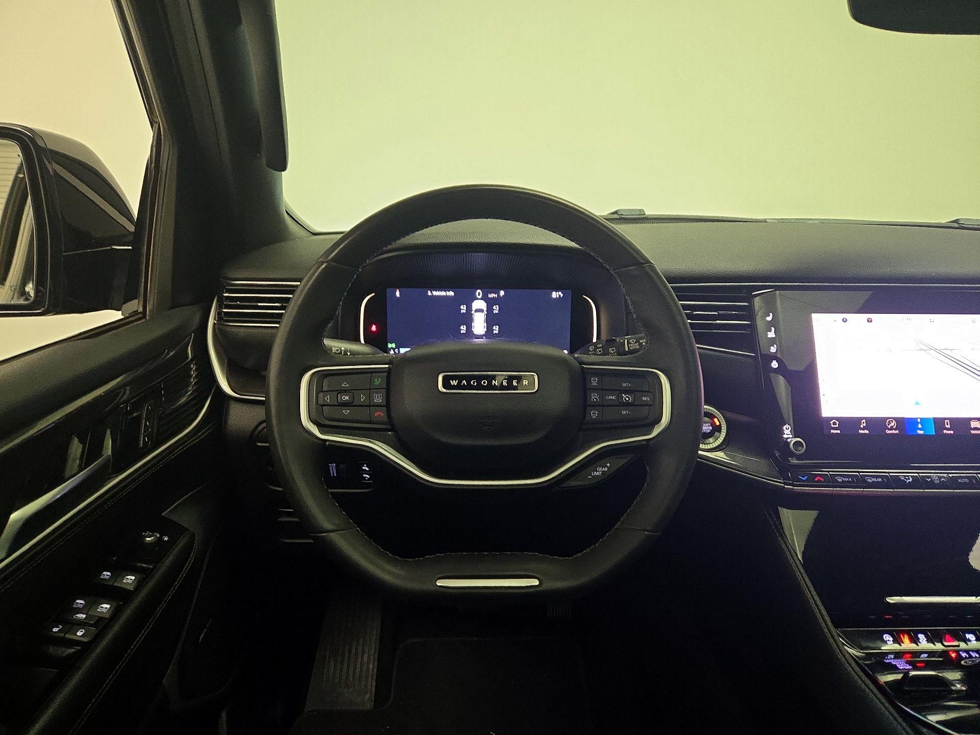 Thumbnail: 2024 Jeep Wagoneer - 10