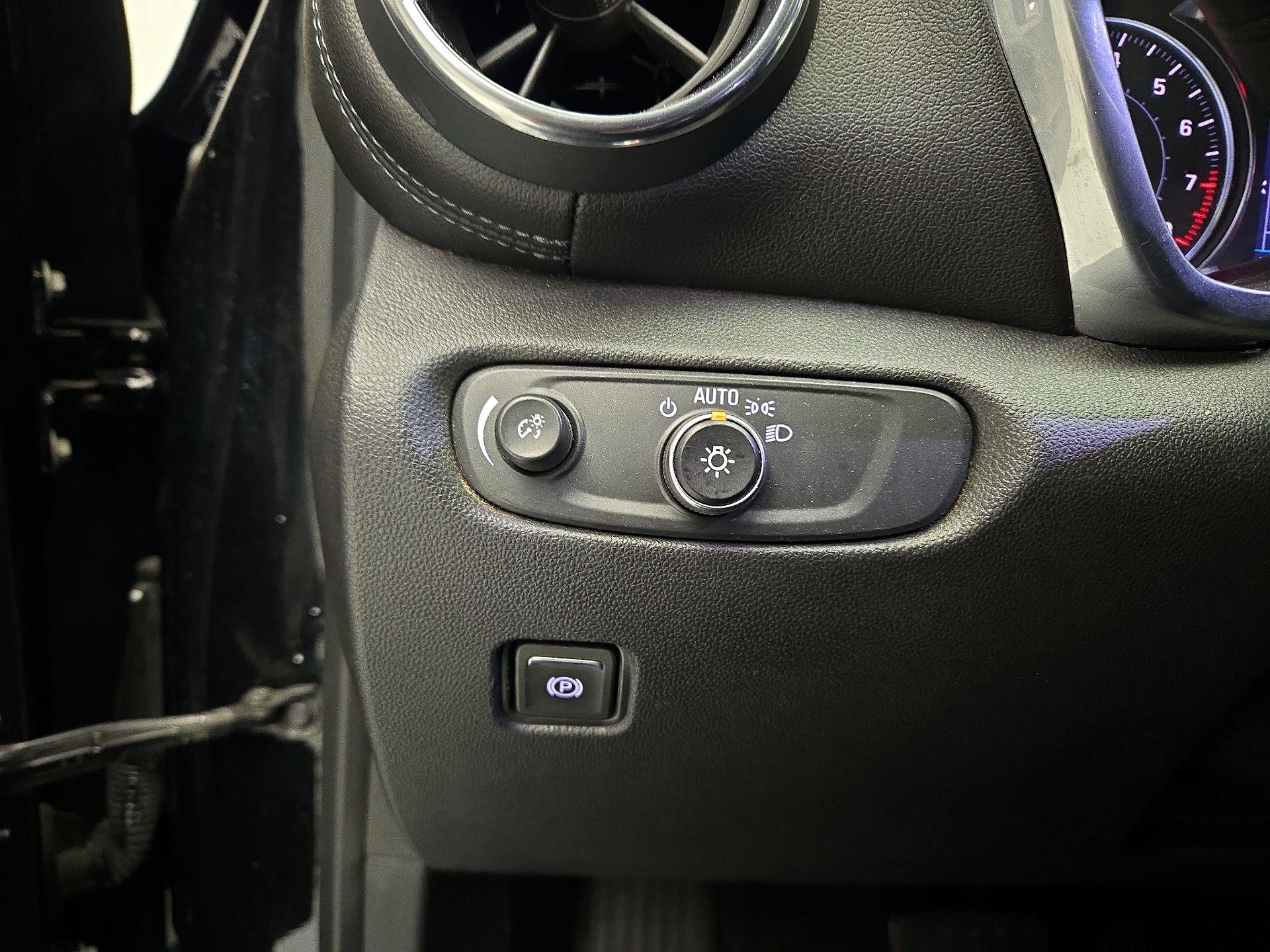 Thumbnail: 2021 Chevrolet Blazer - 13