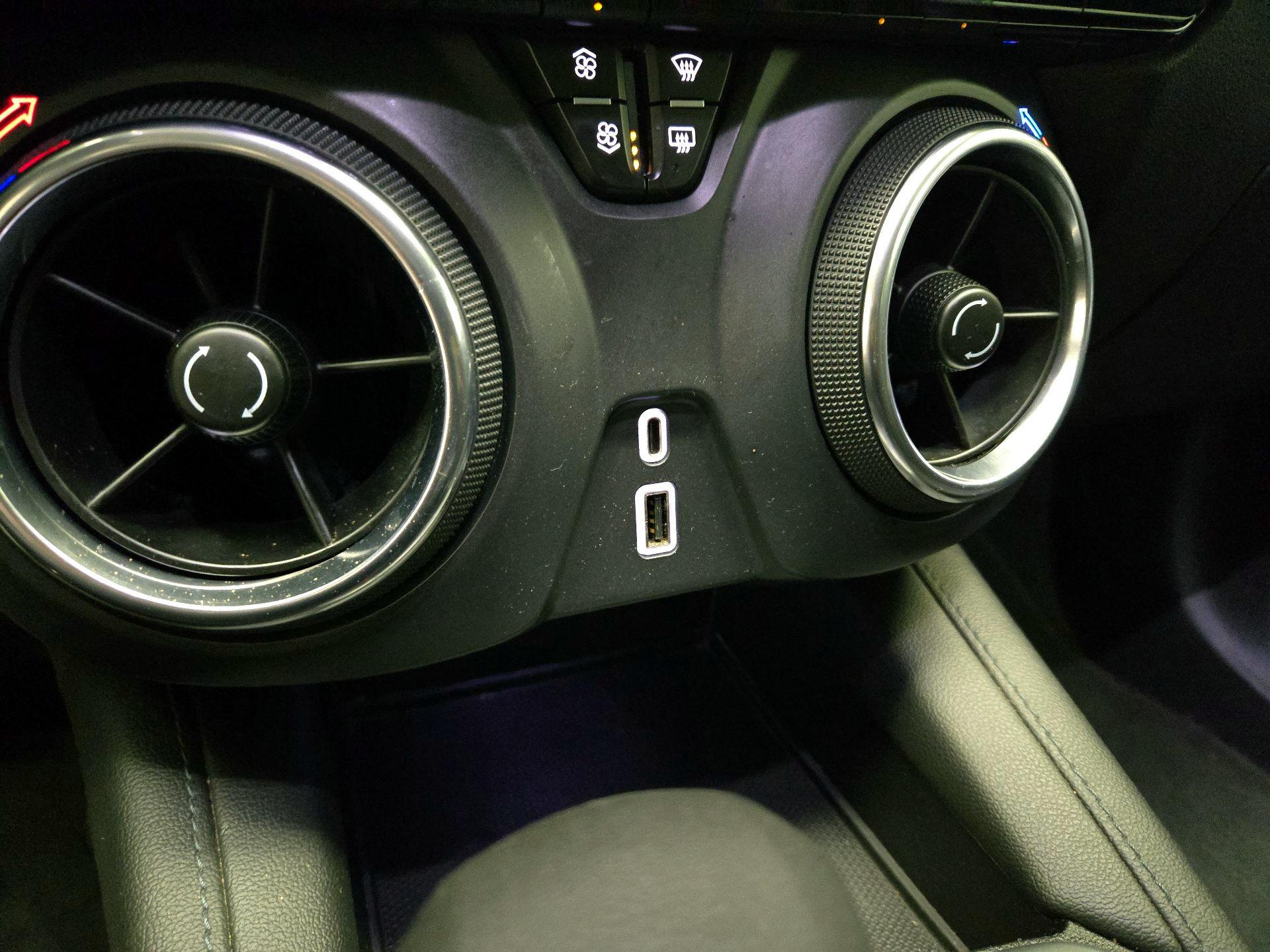 Thumbnail: 2021 Chevrolet Blazer - 18