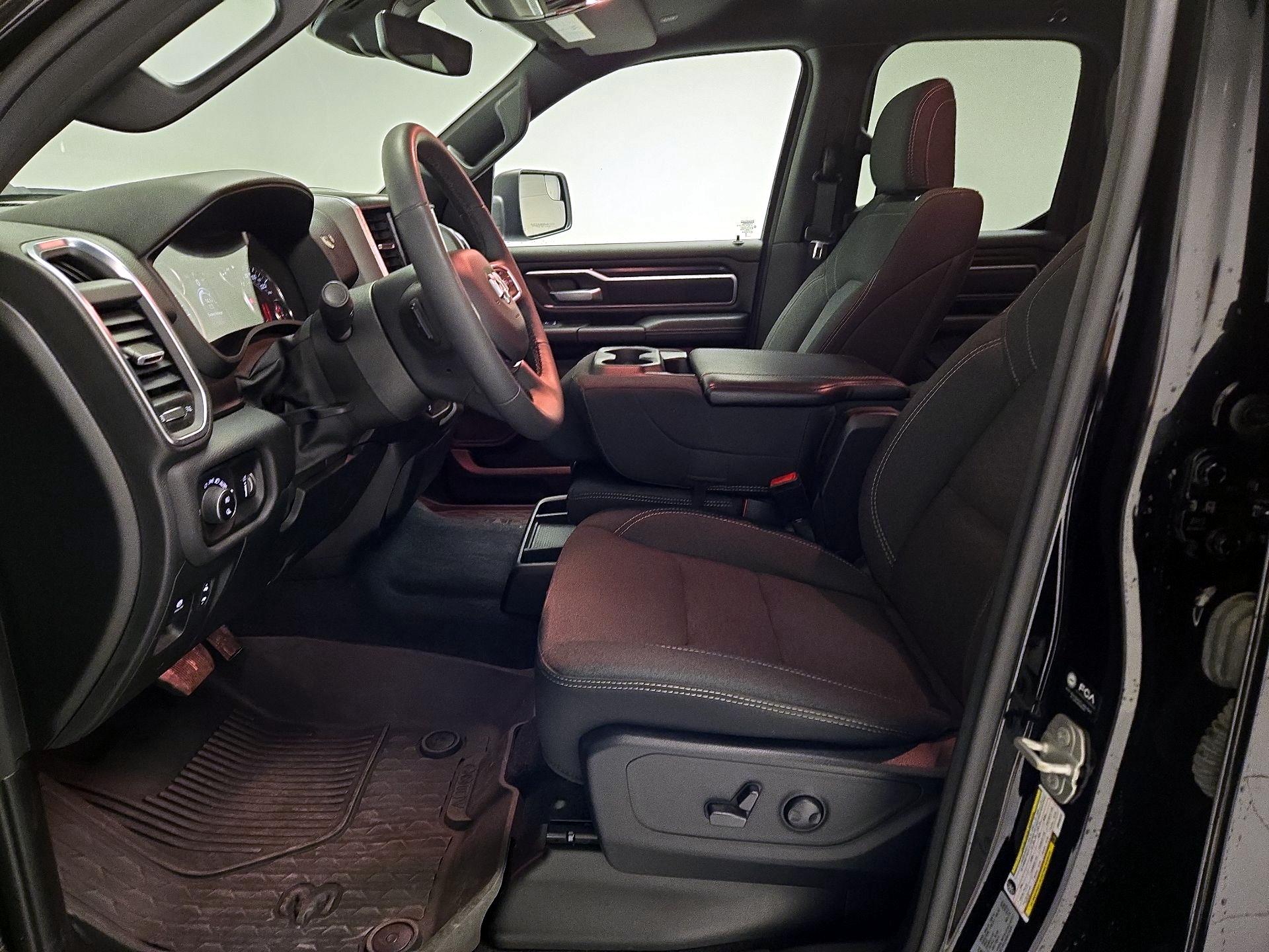 Thumbnail: 2025 RAM 1500 - 11