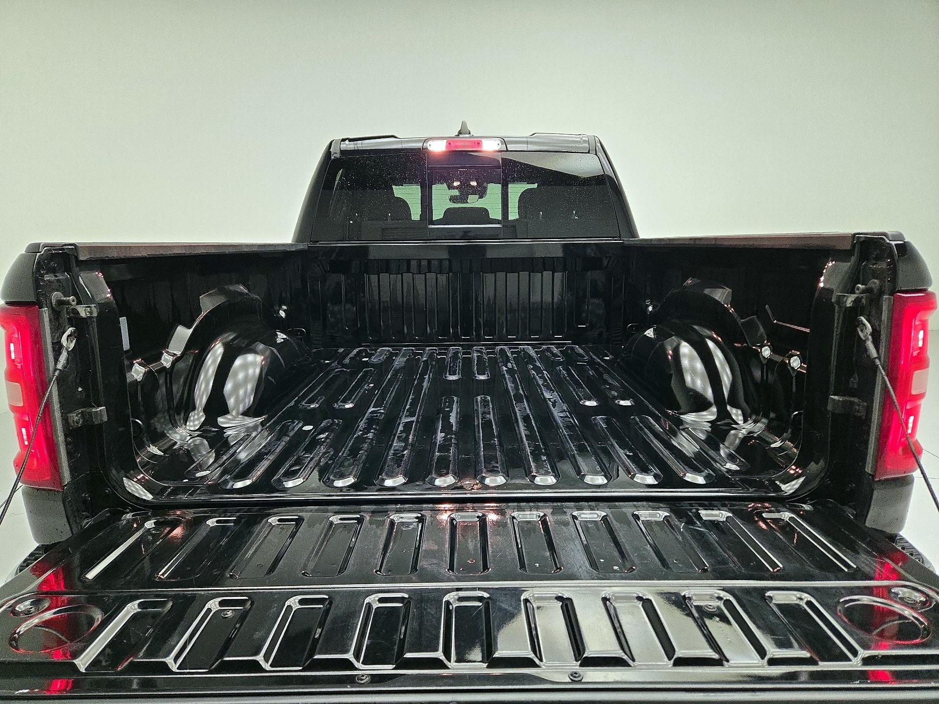 Thumbnail: 2025 RAM 1500 - 19