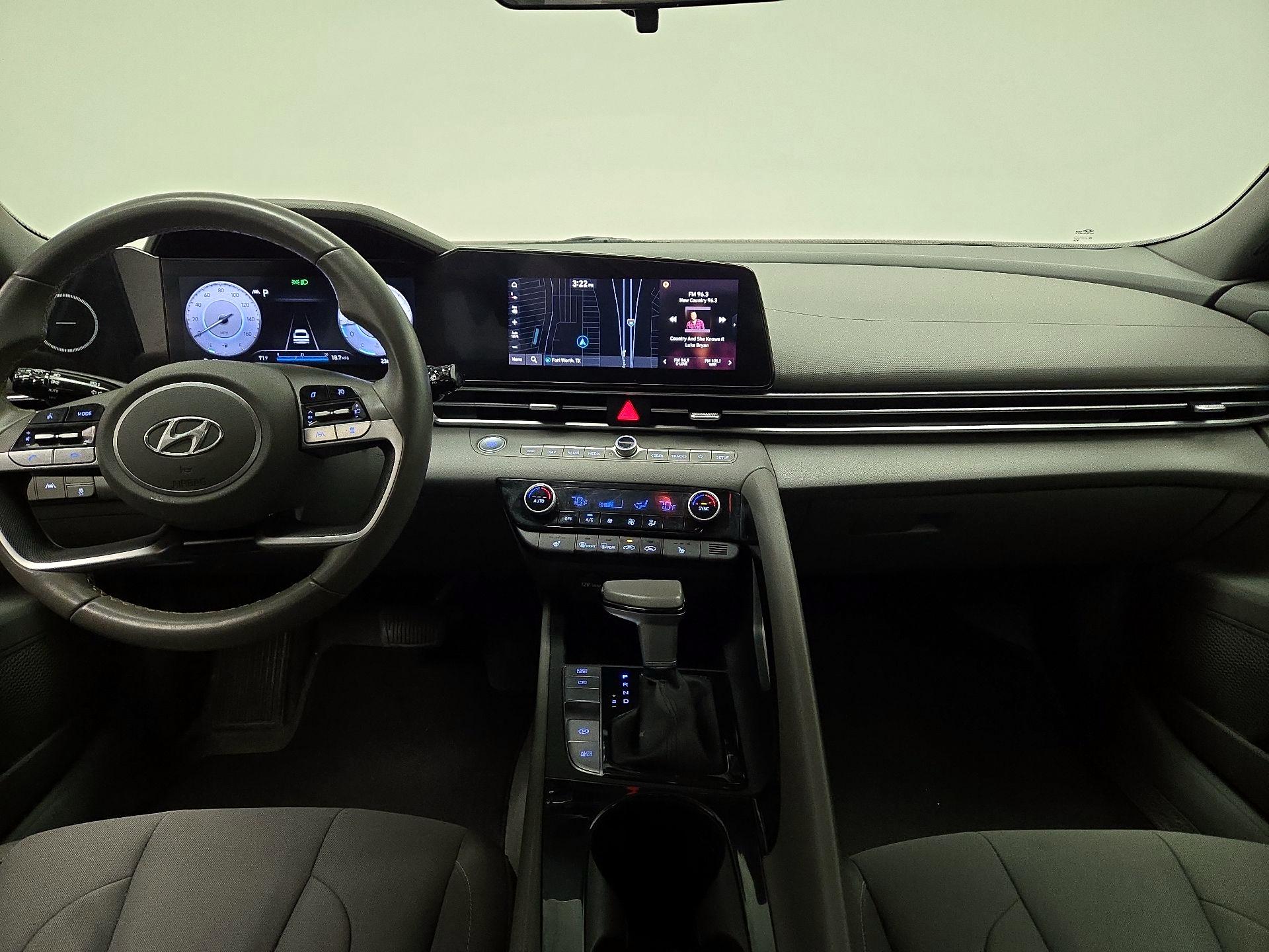 Thumbnail: 2023 Hyundai Elantra - 9