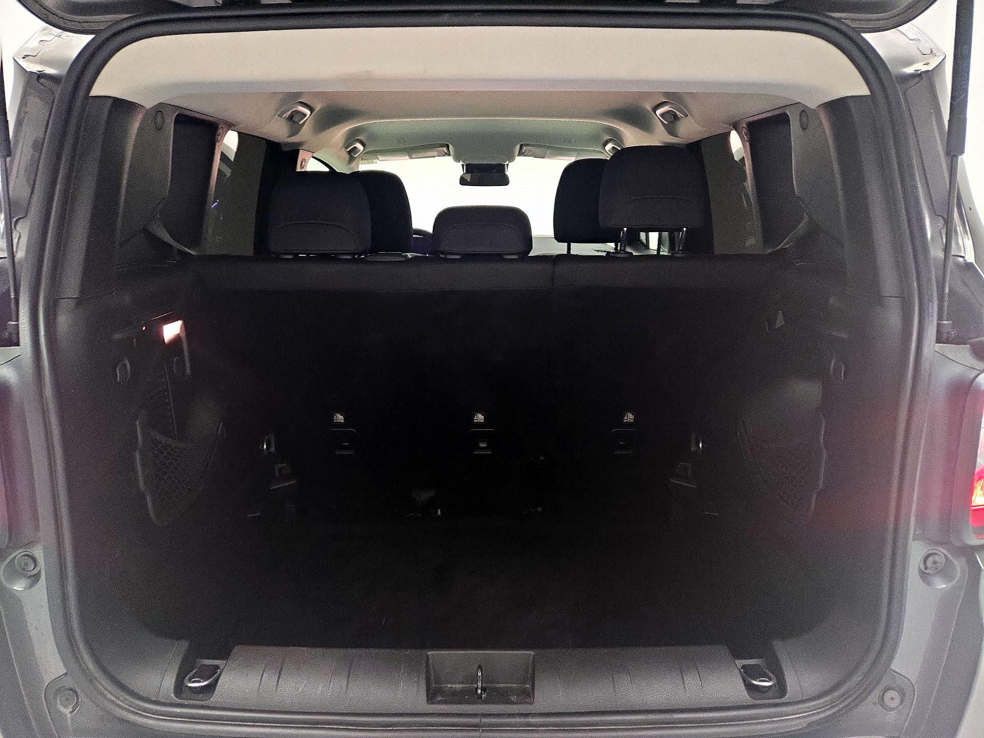 Thumbnail: 2018 Jeep Renegade - 19