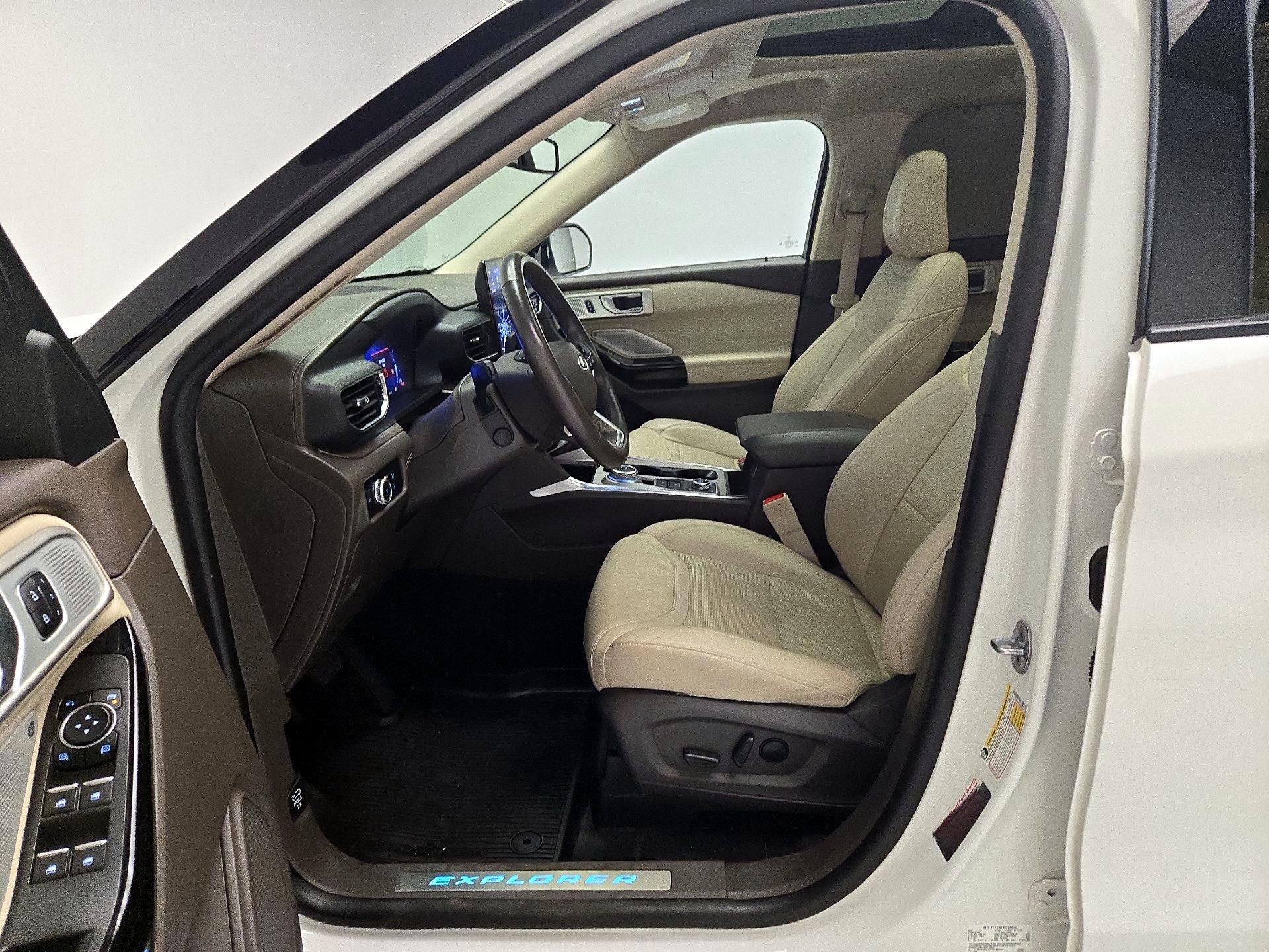 Thumbnail: 2022 Ford Explorer - 11