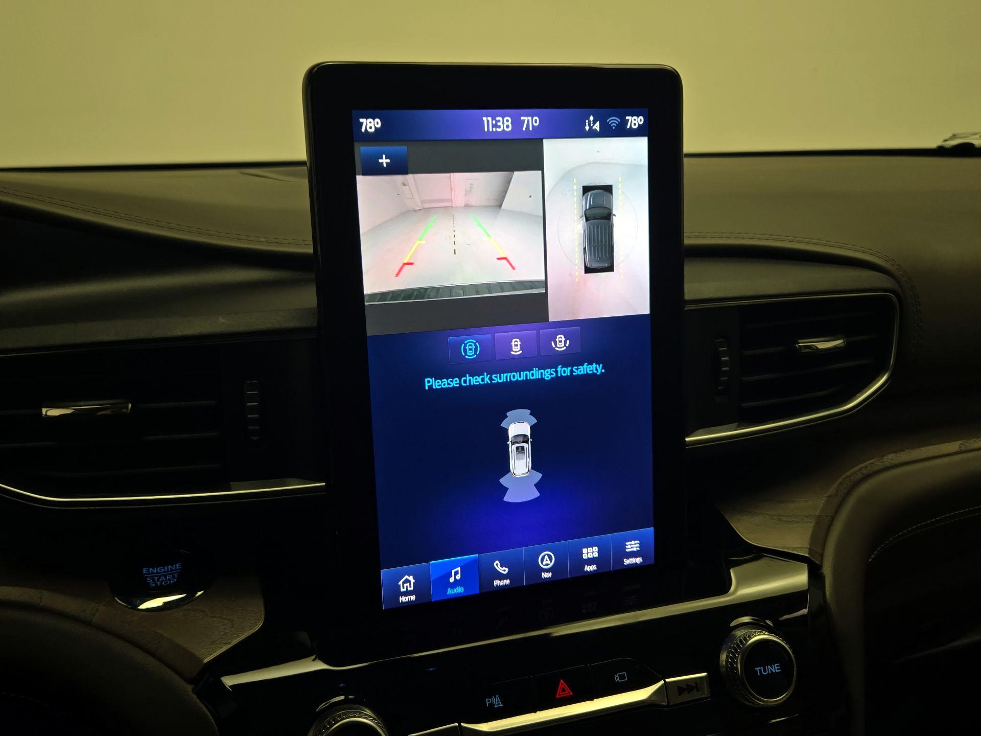 Thumbnail: 2022 Ford Explorer - 15