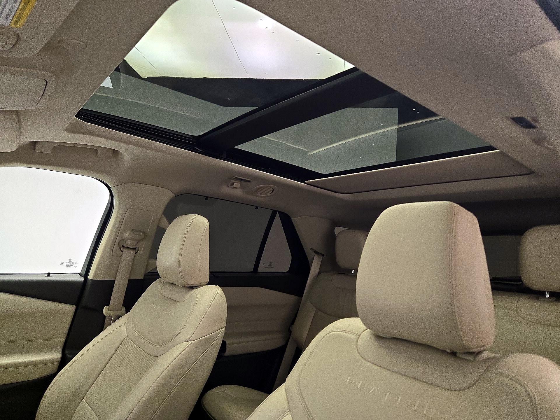 Thumbnail: 2022 Ford Explorer - 20