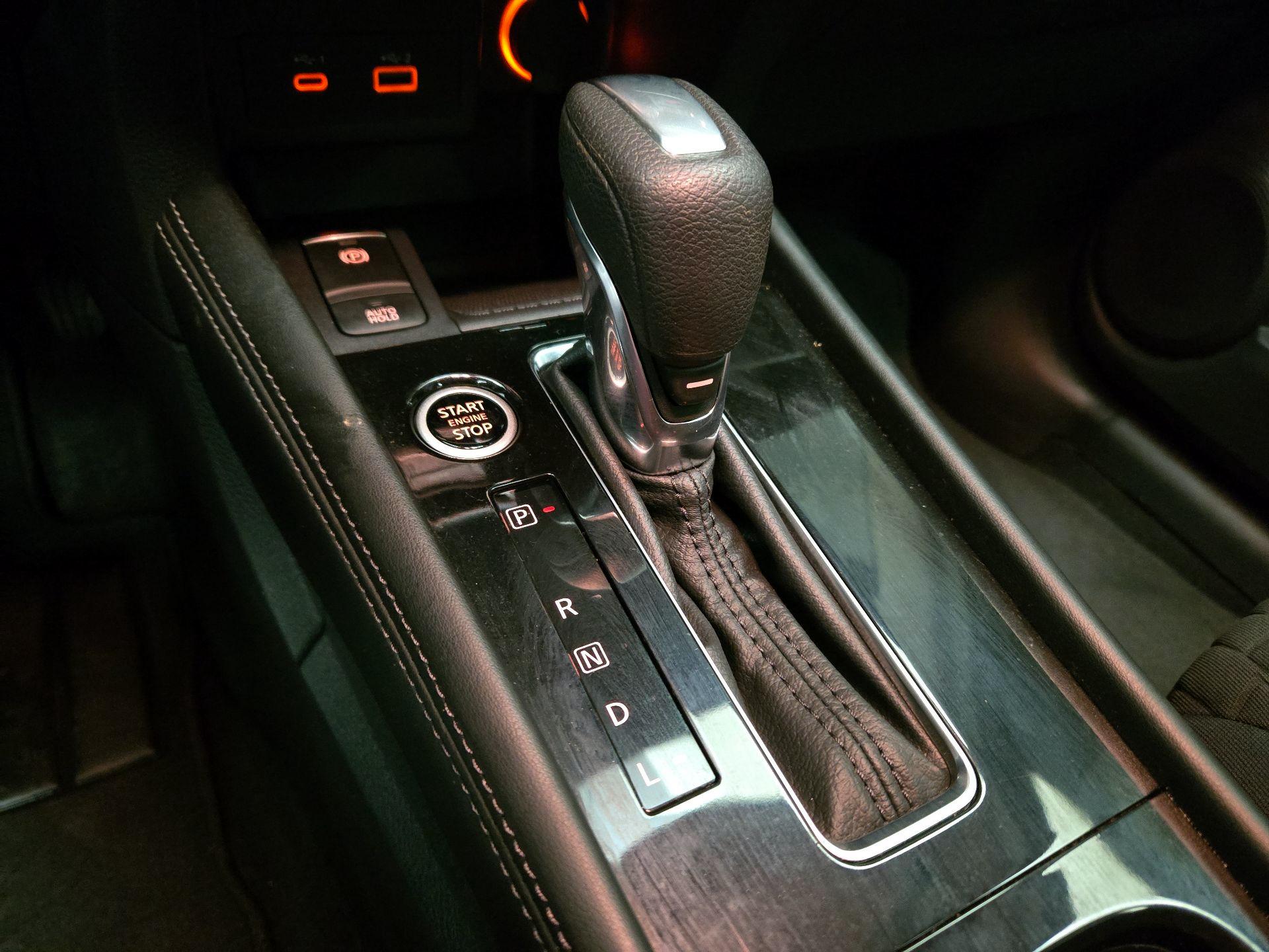 Thumbnail: 2023 Nissan Kicks - 16