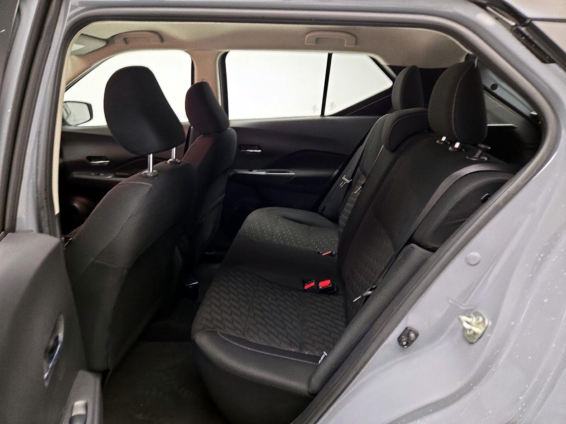 Thumbnail: 2023 Nissan Kicks - 18