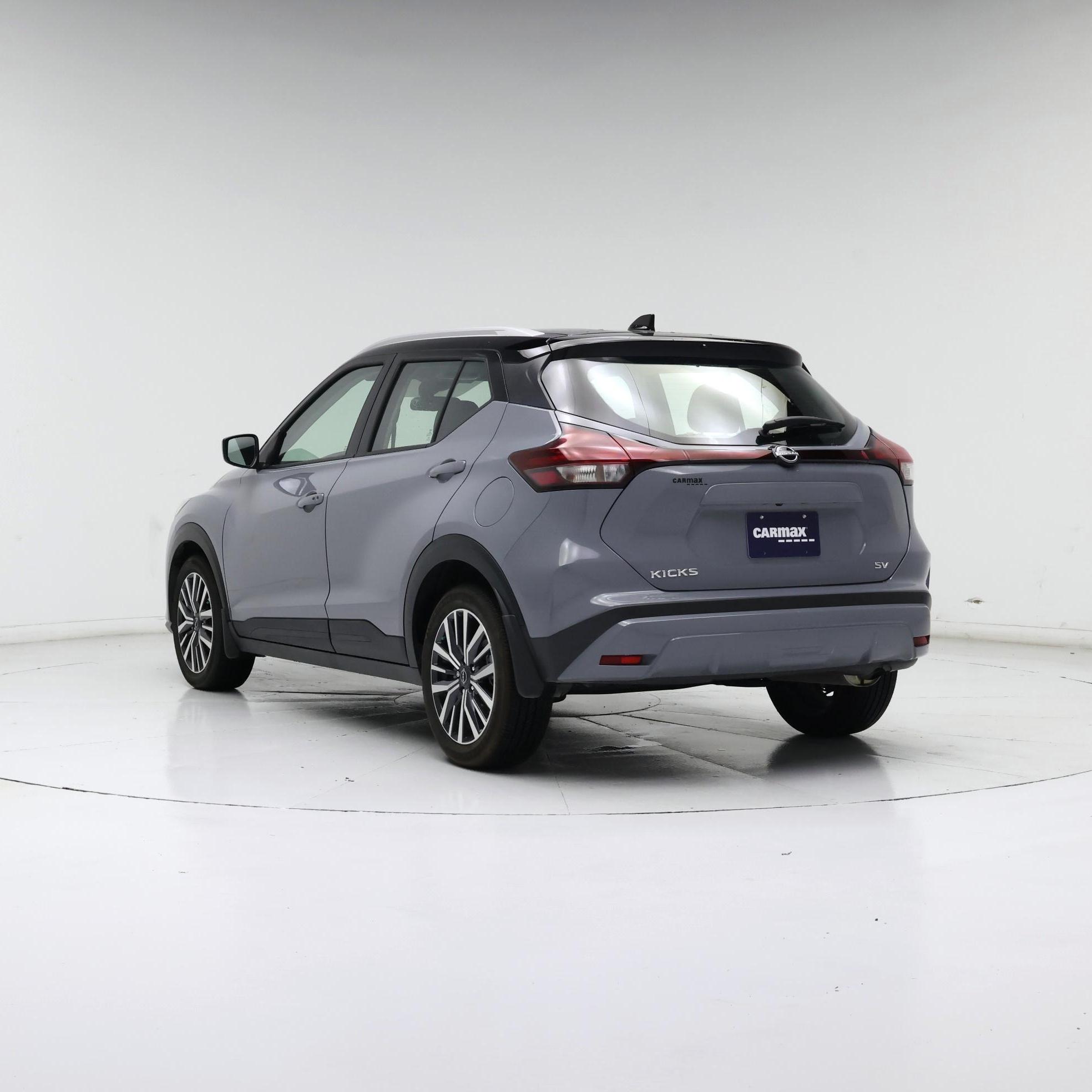 Thumbnail: 2023 Nissan Kicks - 2