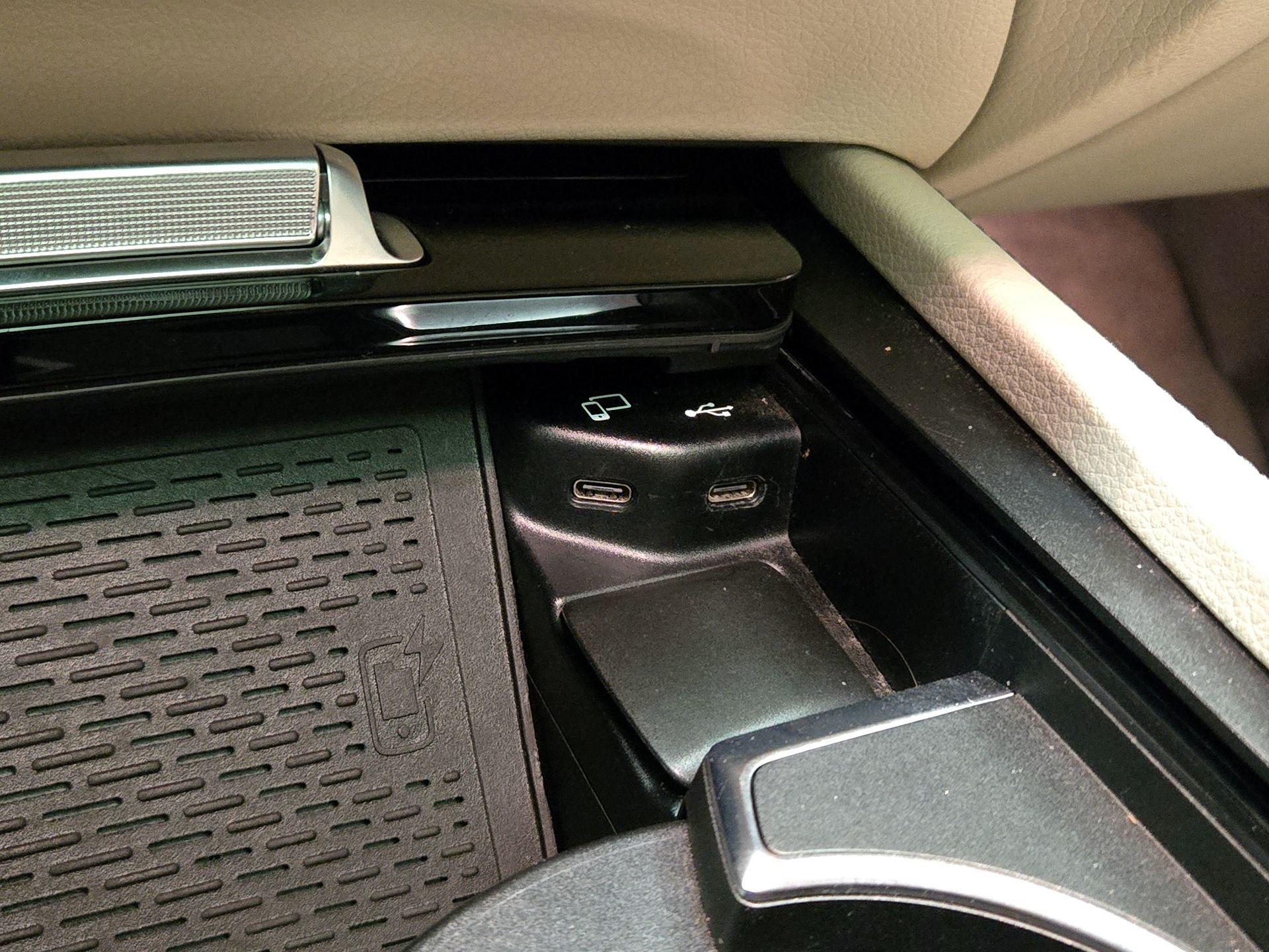 Thumbnail: 2020 Mercedes-Benz GLE - 19