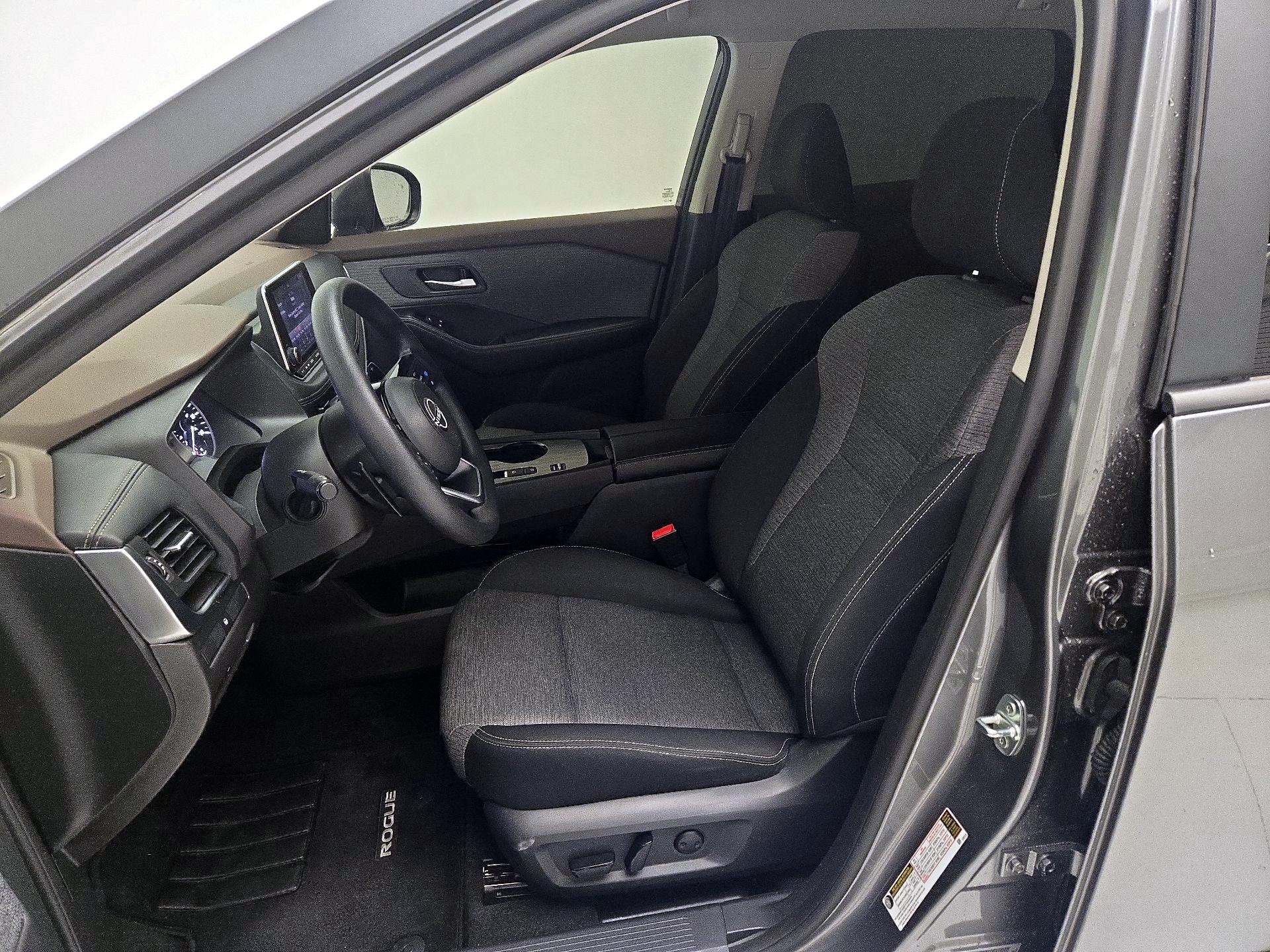 Thumbnail: 2023 Nissan Rogue - 11