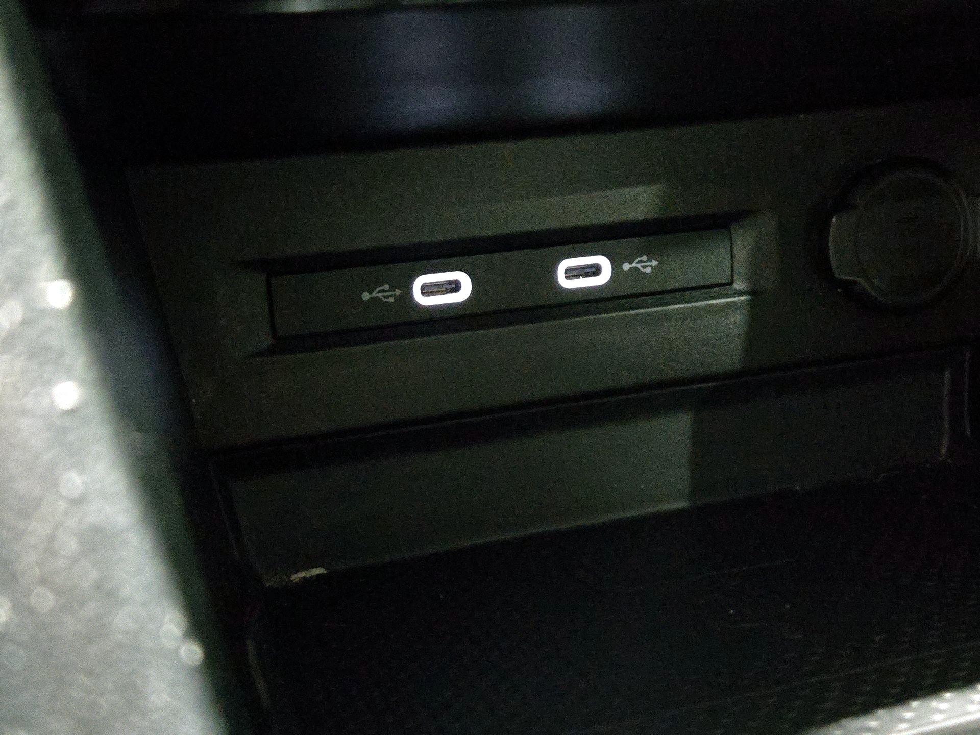 Thumbnail: 2023 Volkswagen Taos - 18