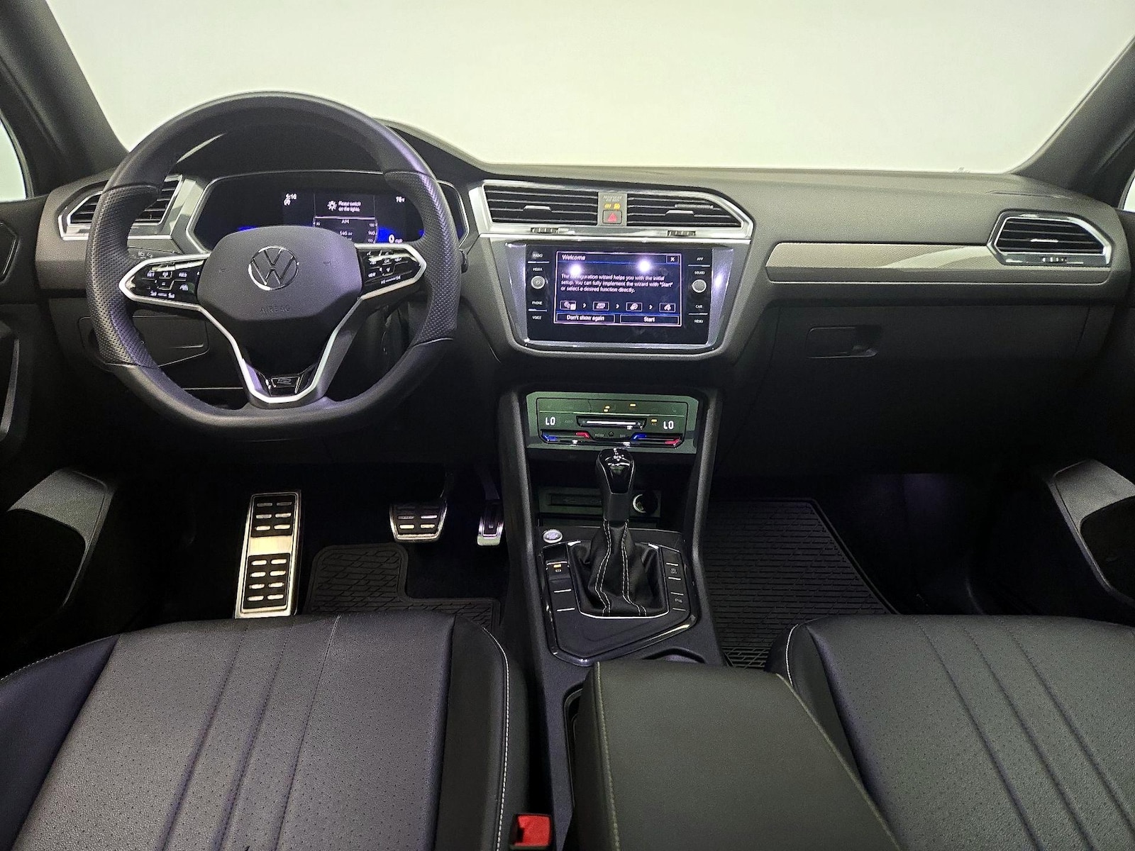 2022 Volkswagen Tiguan SE R-LINE BLACK - Photo 10