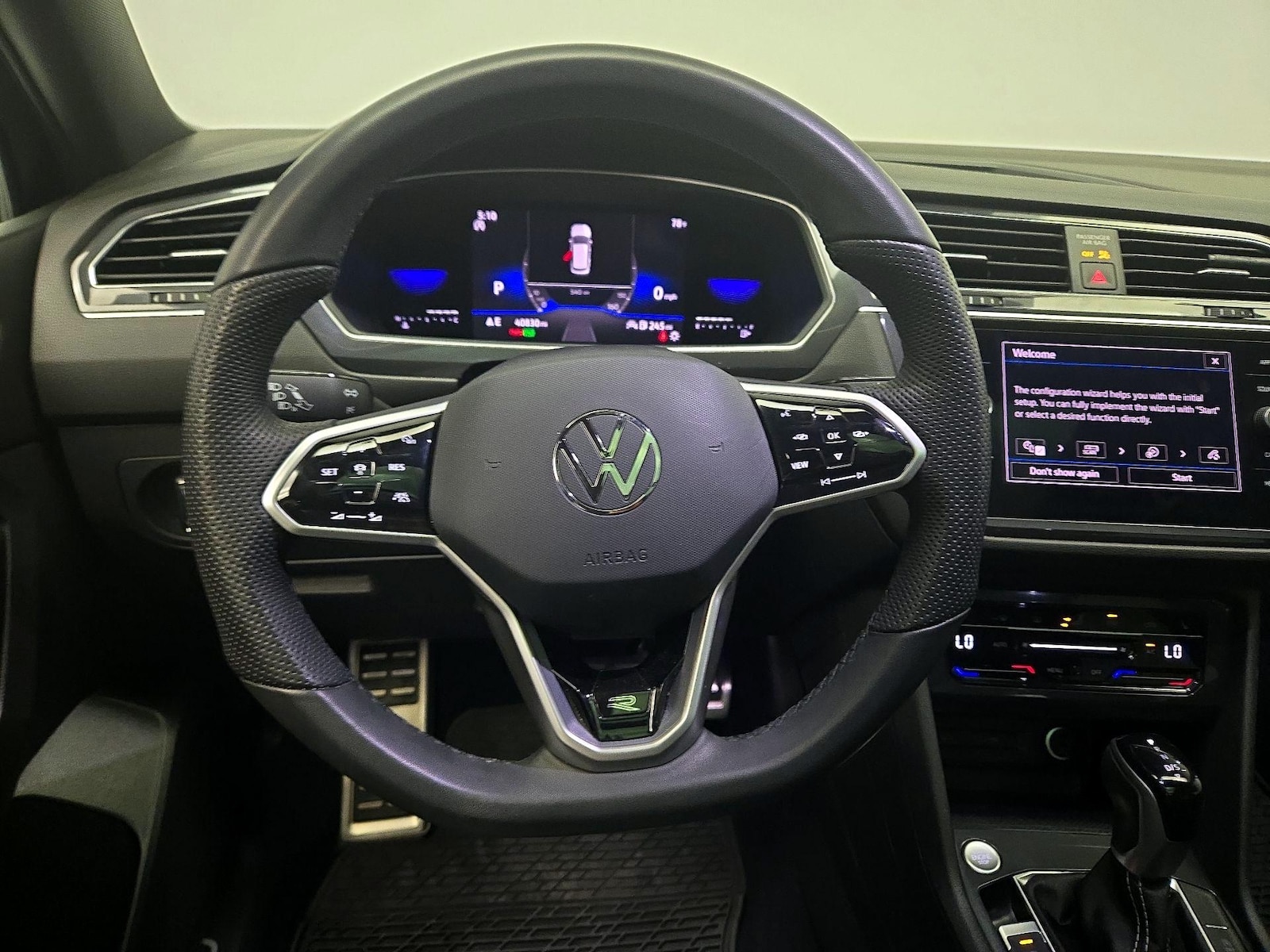 2022 Volkswagen Tiguan SE R-LINE BLACK - Photo 11
