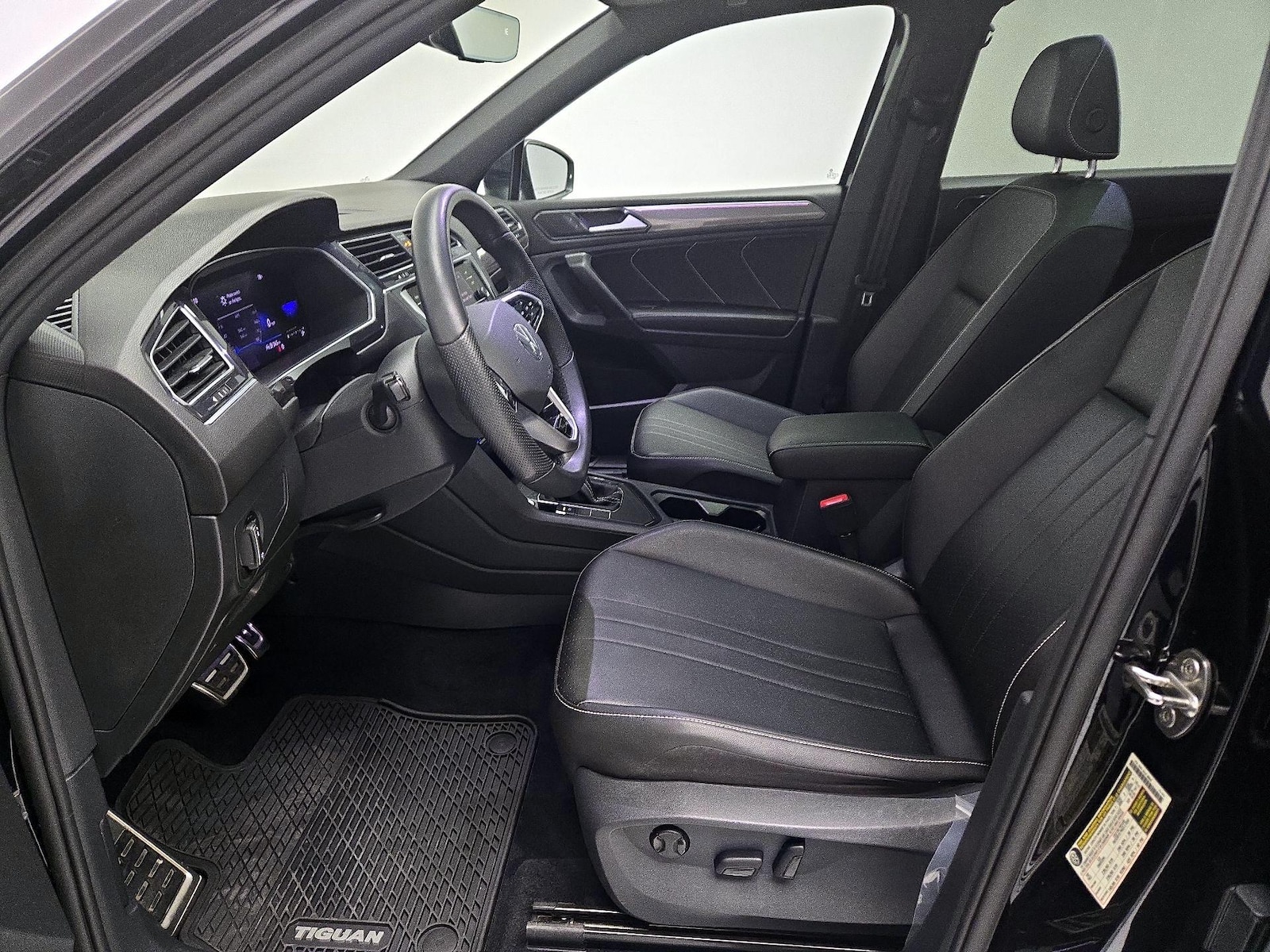 2022 Volkswagen Tiguan SE R-LINE BLACK - Photo 12