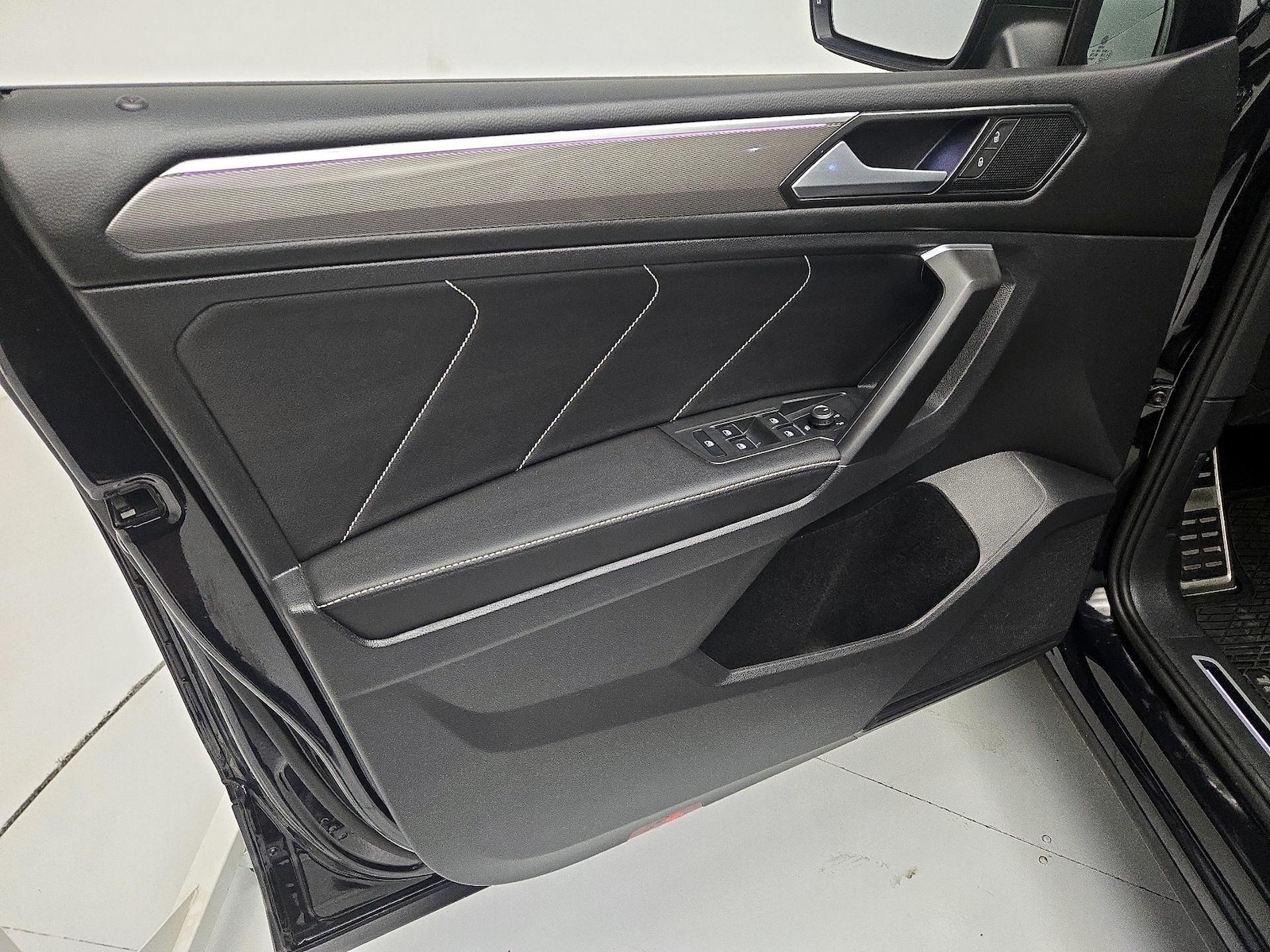 2022 Volkswagen Tiguan SE R-LINE BLACK - Photo 13