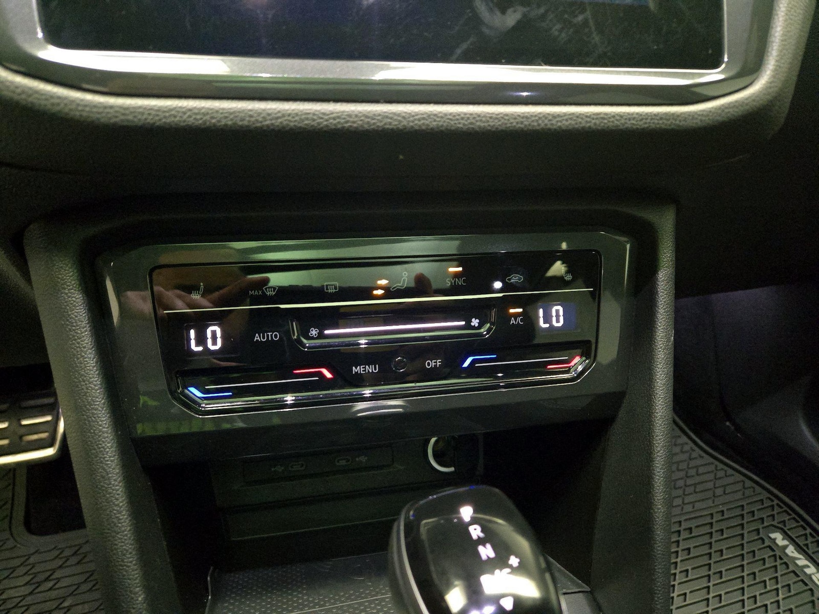 2022 Volkswagen Tiguan SE R-LINE BLACK - Photo 16