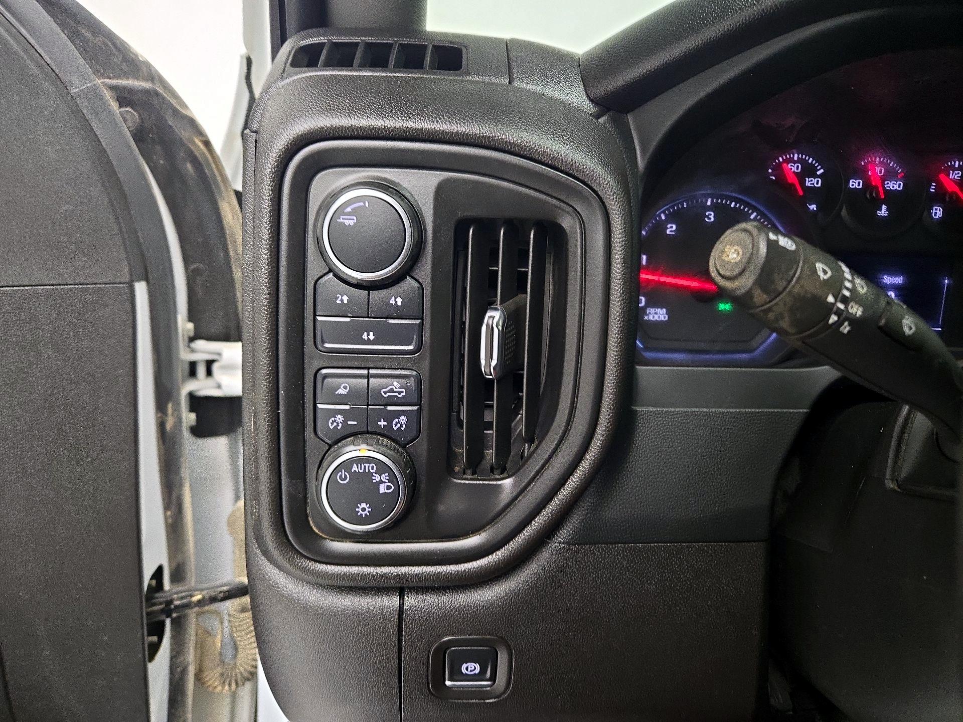 Thumbnail: 2024 Chevrolet Silverado 2500 - 13