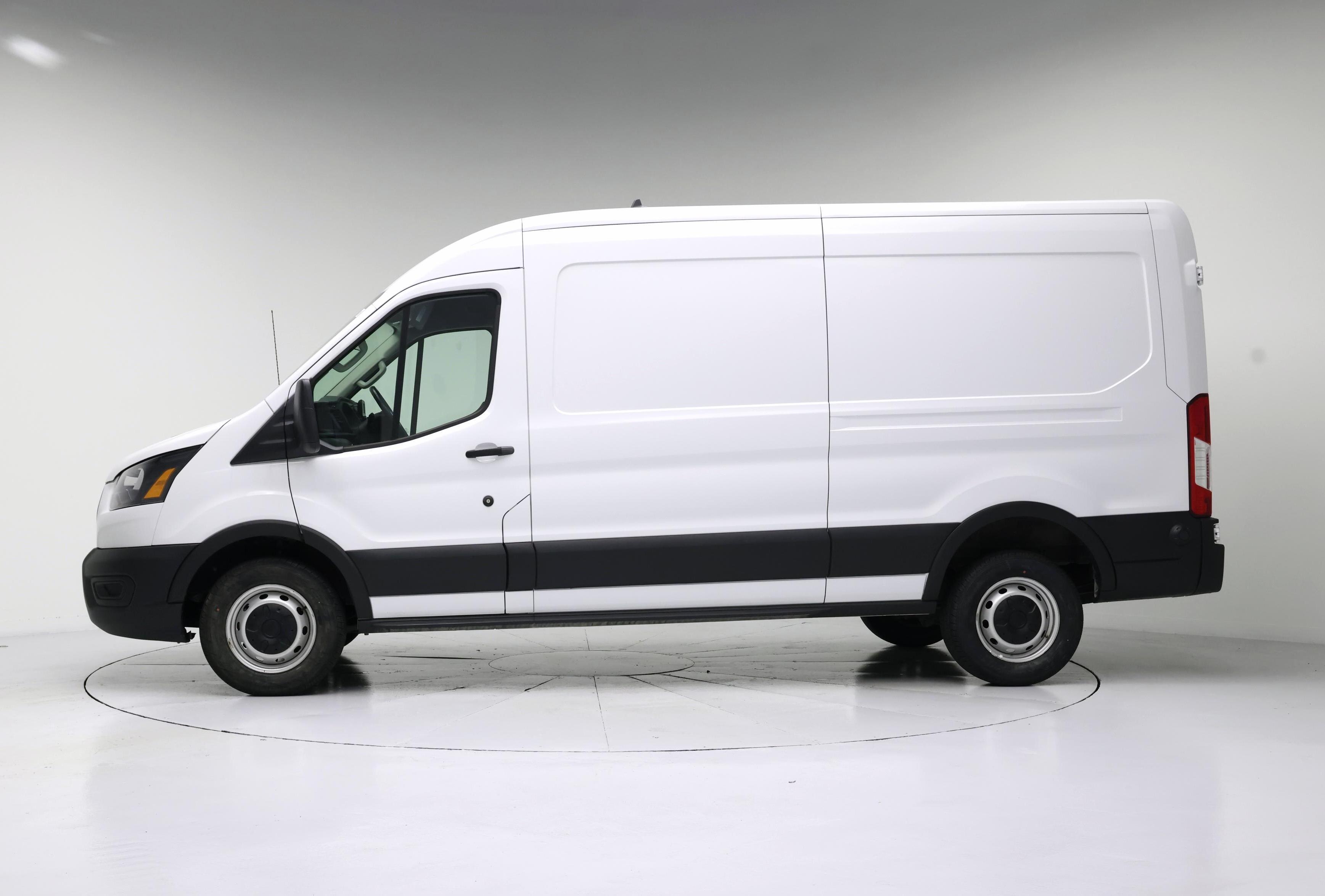 Thumbnail: 2024 Ford Transit Series - 3
