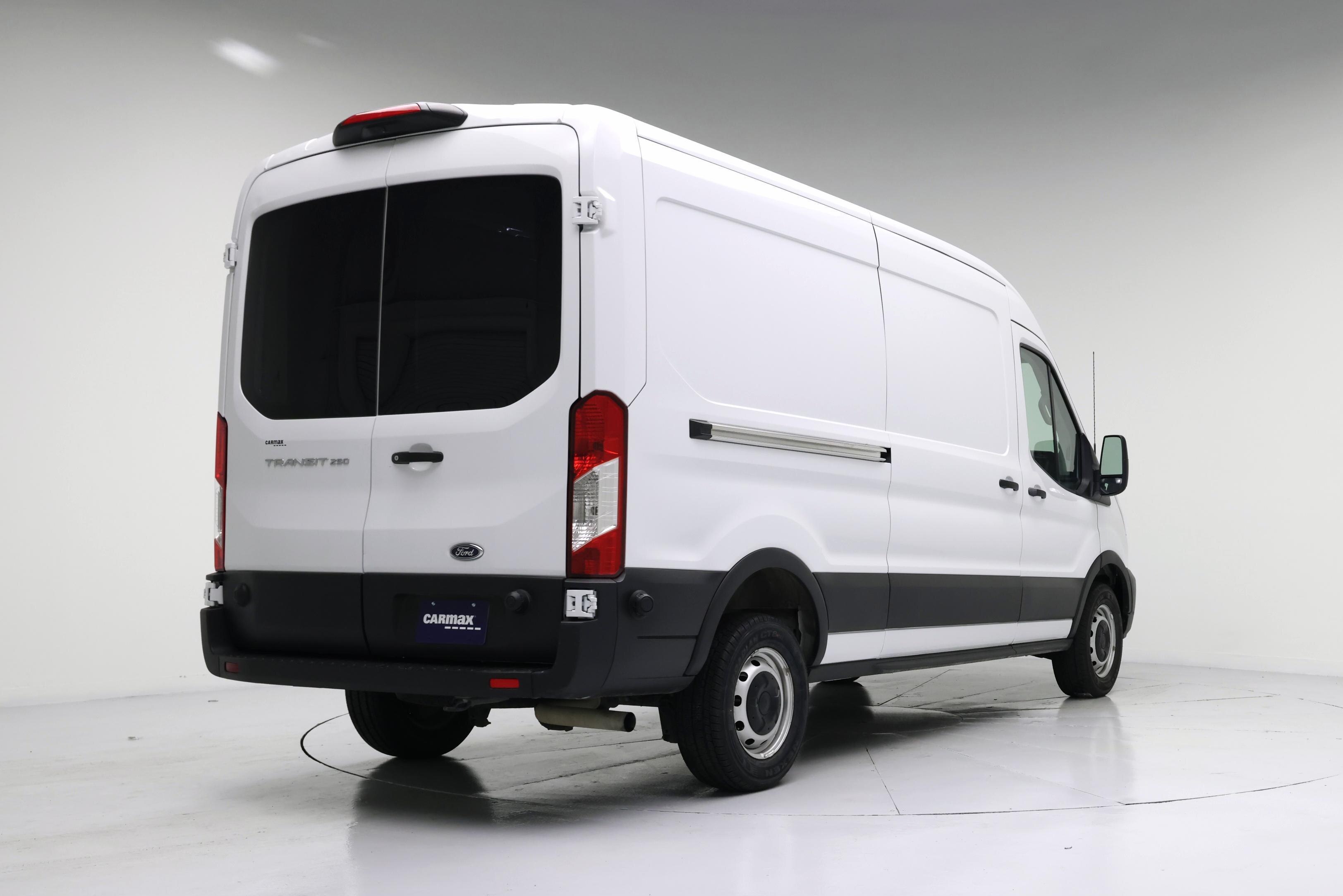 Thumbnail: 2024 Ford Transit Series - 8