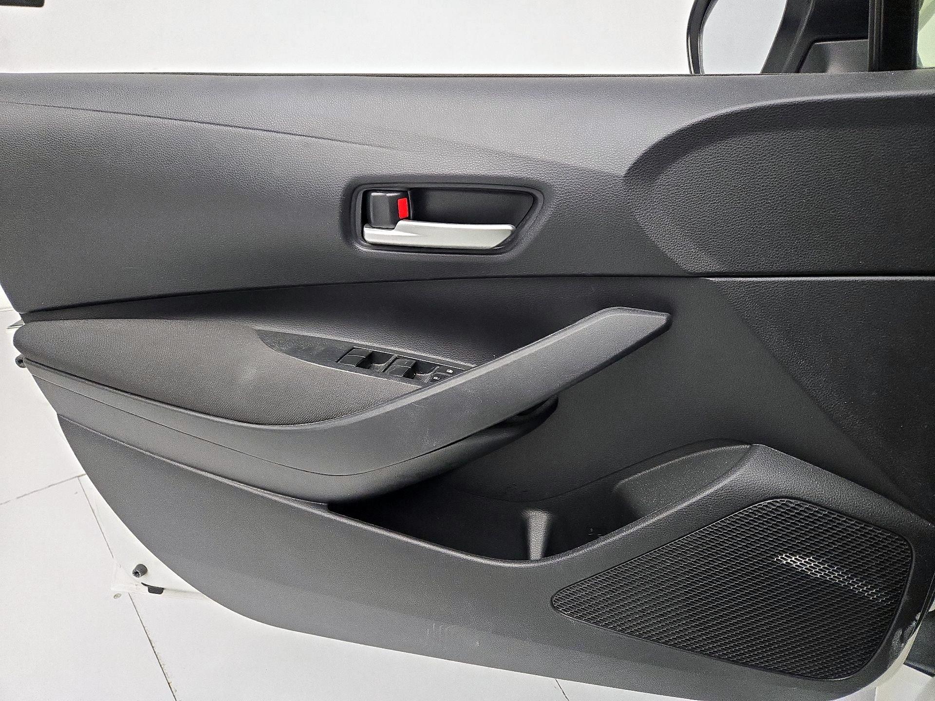 Thumbnail: 2021 Toyota Corolla - 12