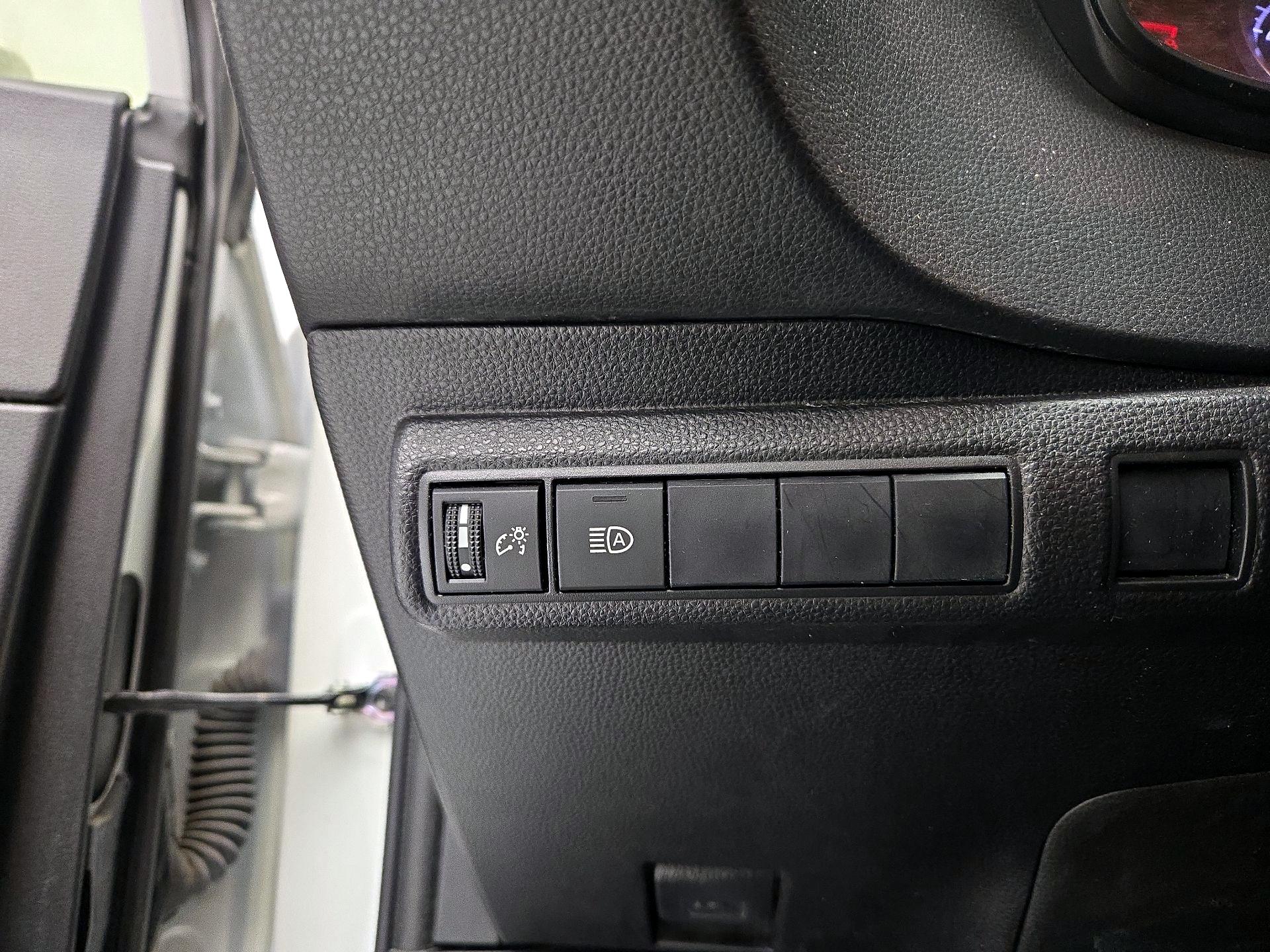 Thumbnail: 2021 Toyota Corolla - 13