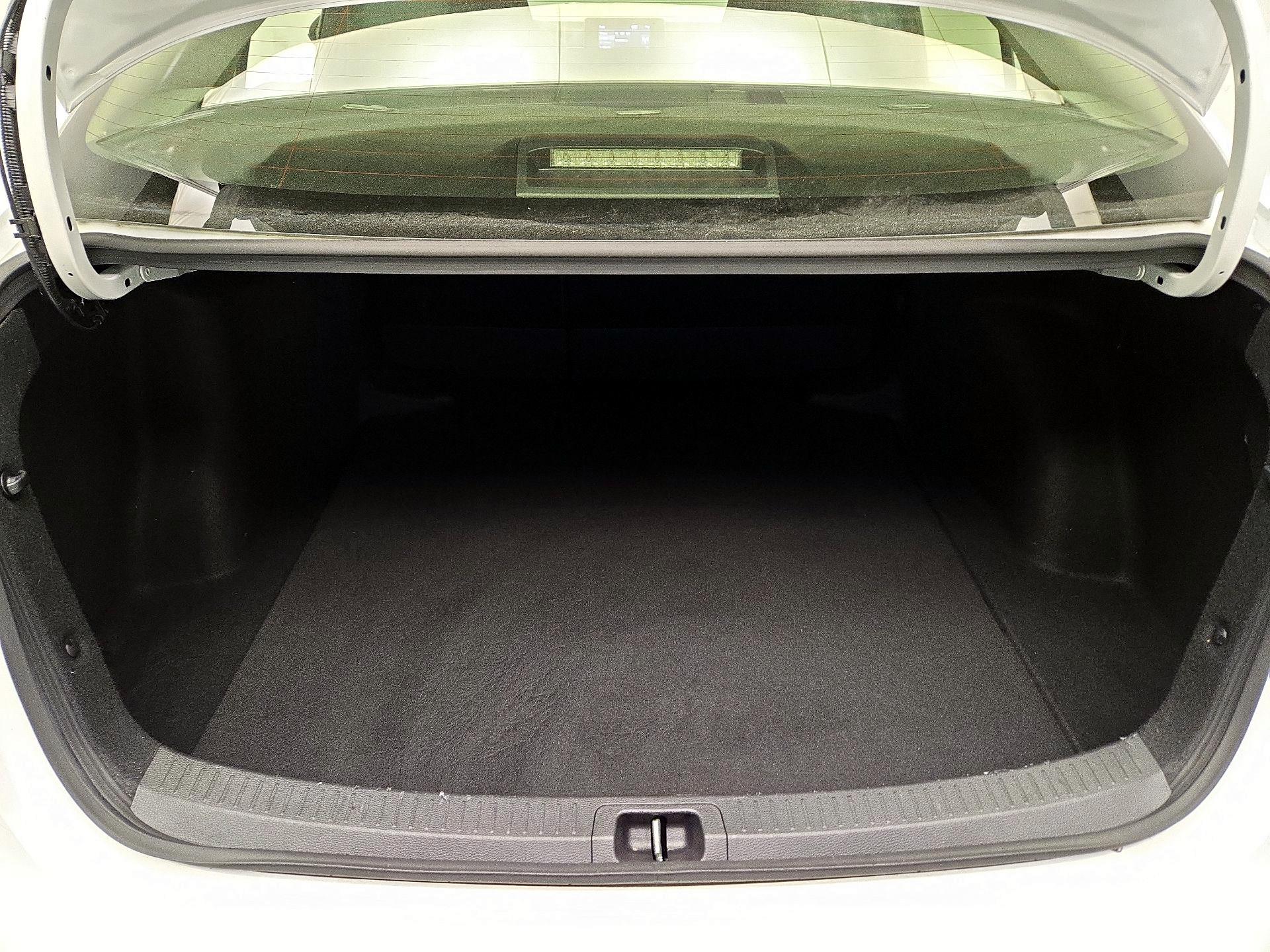 Thumbnail: 2021 Toyota Corolla - 19