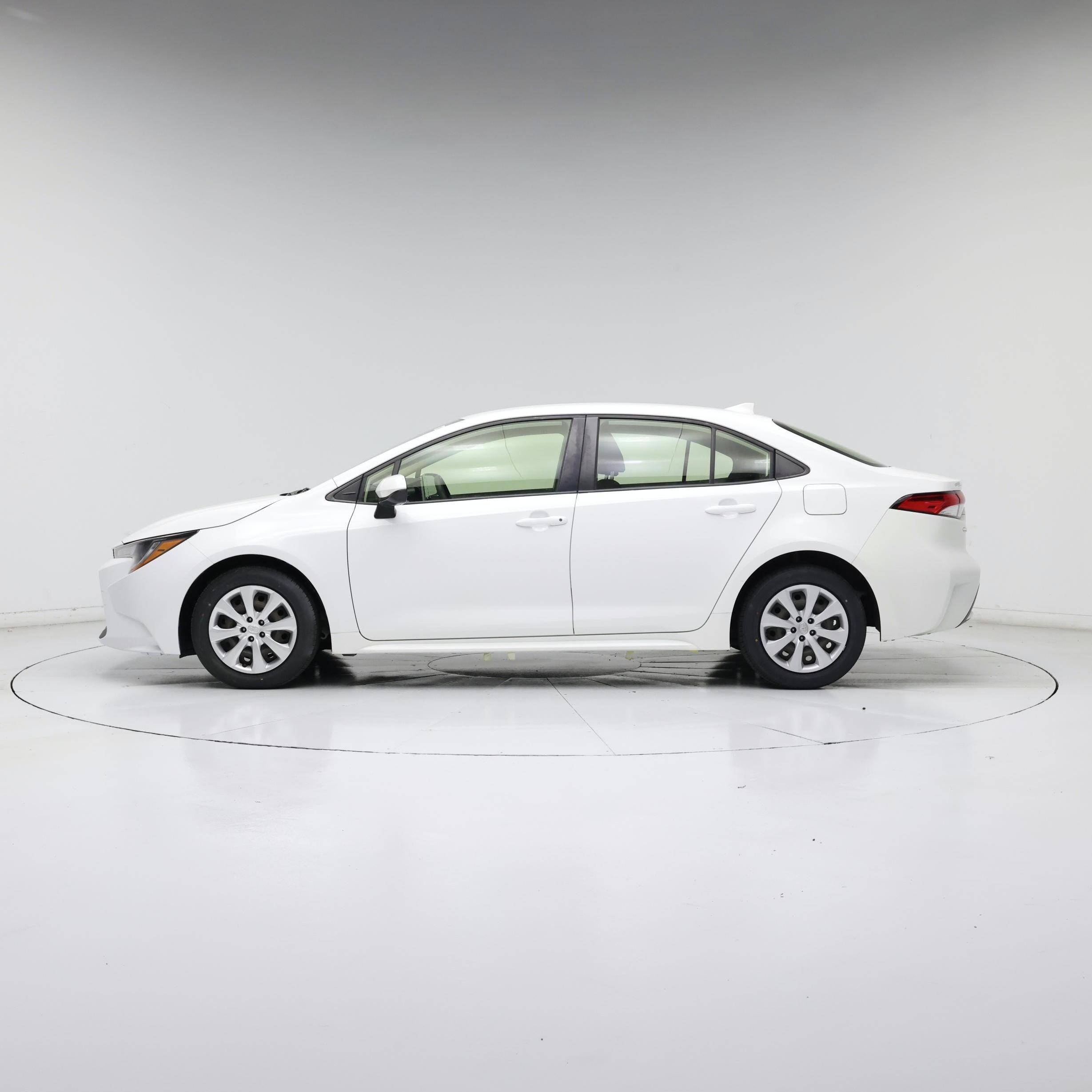 Thumbnail: 2021 Toyota Corolla - 3