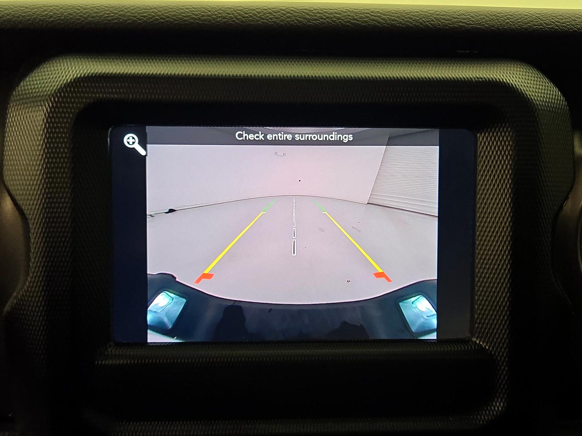 Thumbnail: 2023 Jeep Gladiator - 14