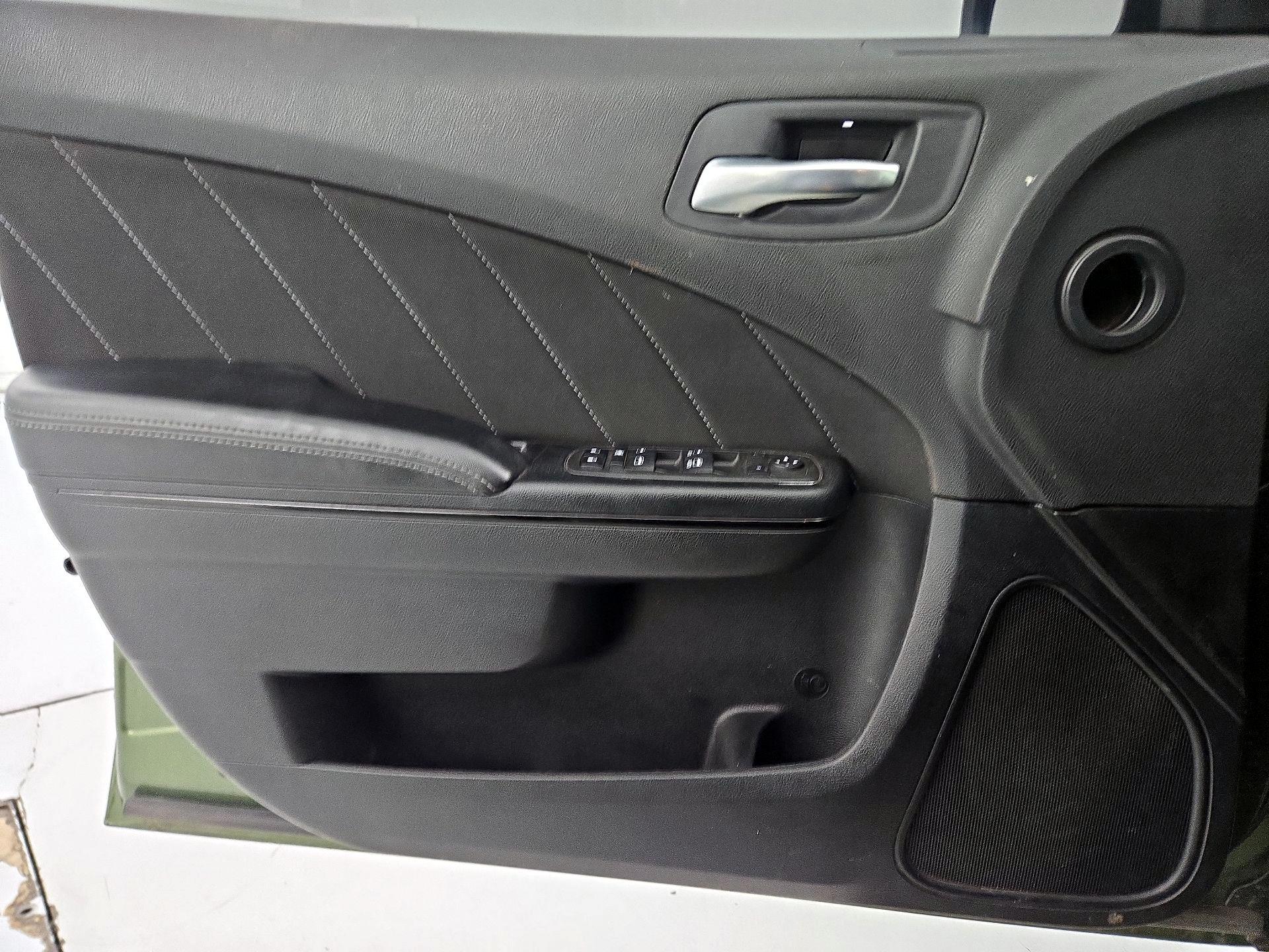 Thumbnail: 2022 Dodge Charger - 12