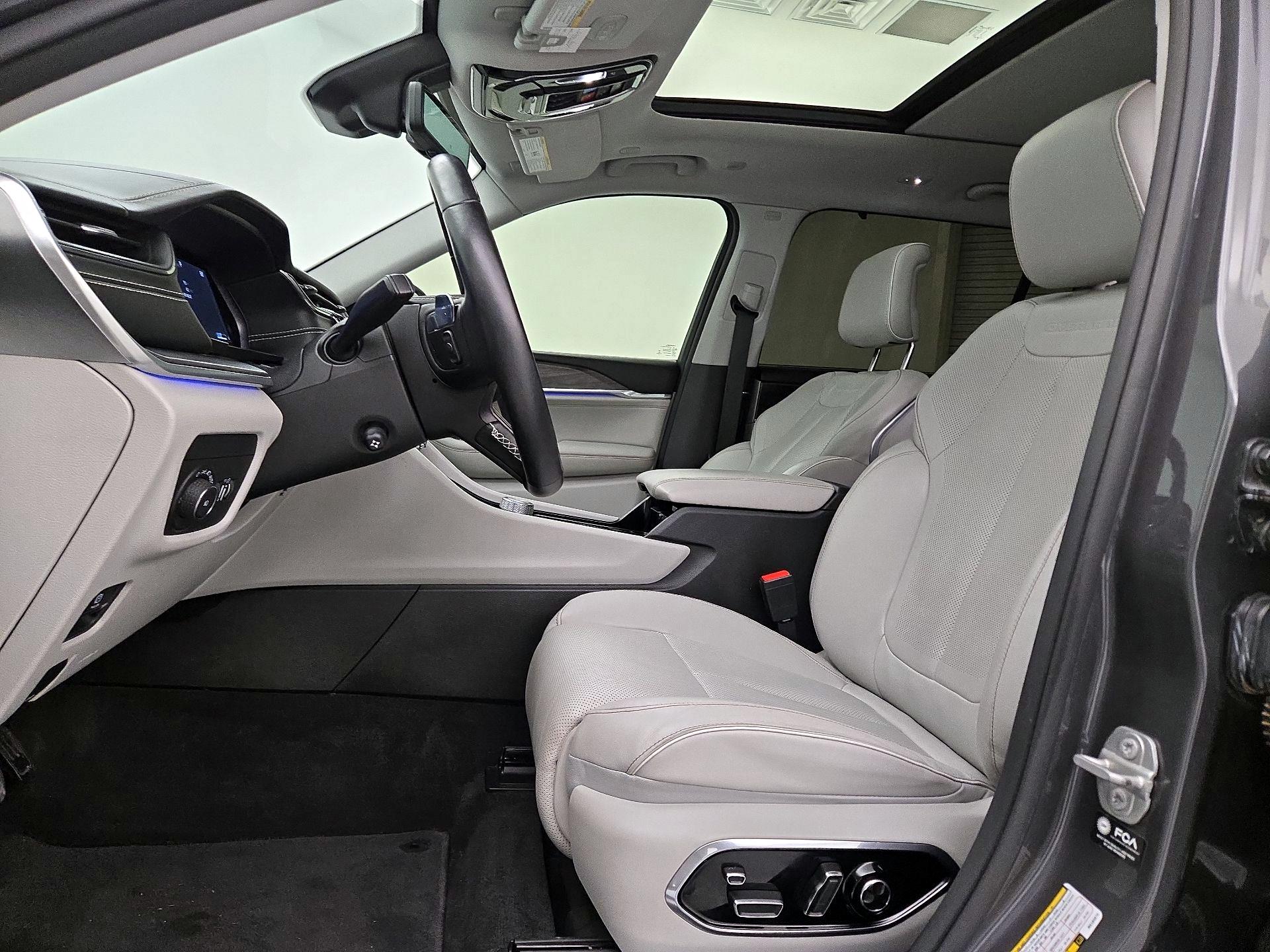 Thumbnail: 2021 Jeep Grand Cherokee L - 11