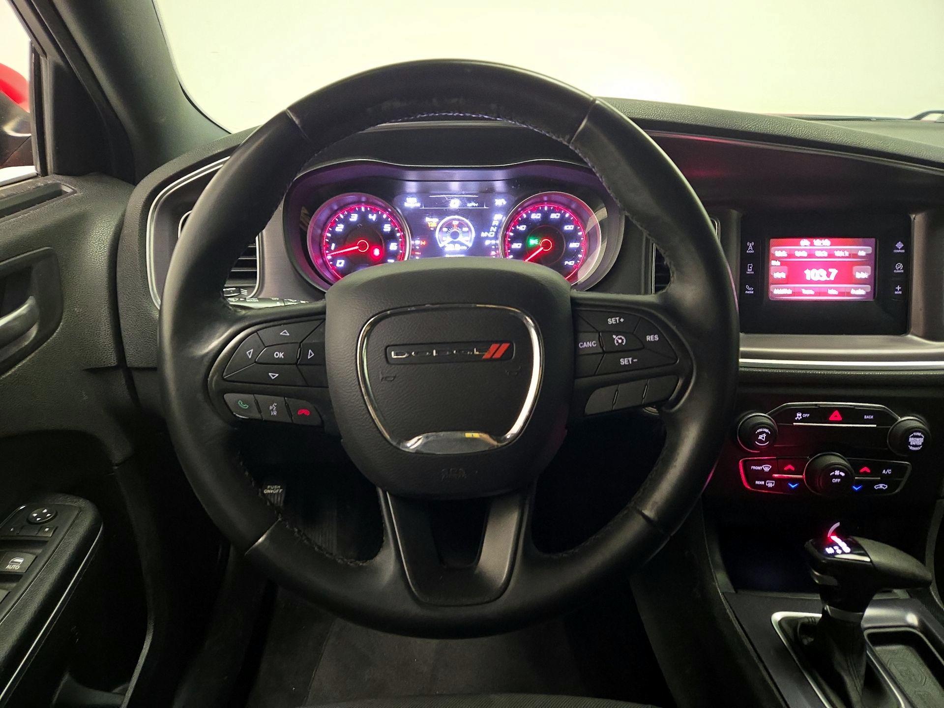 Thumbnail: 2016 Dodge Charger - 10