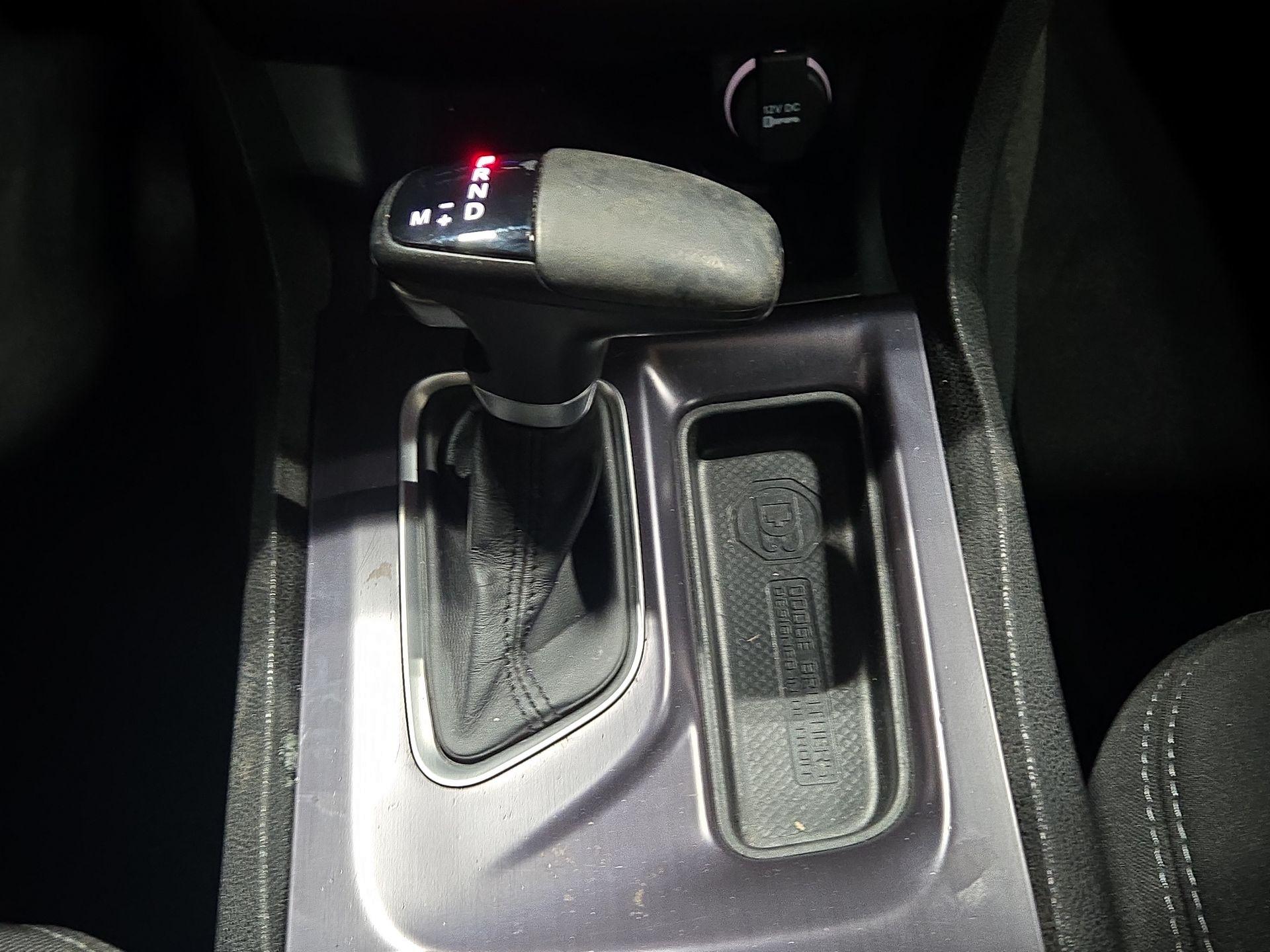 Thumbnail: 2016 Dodge Charger - 16