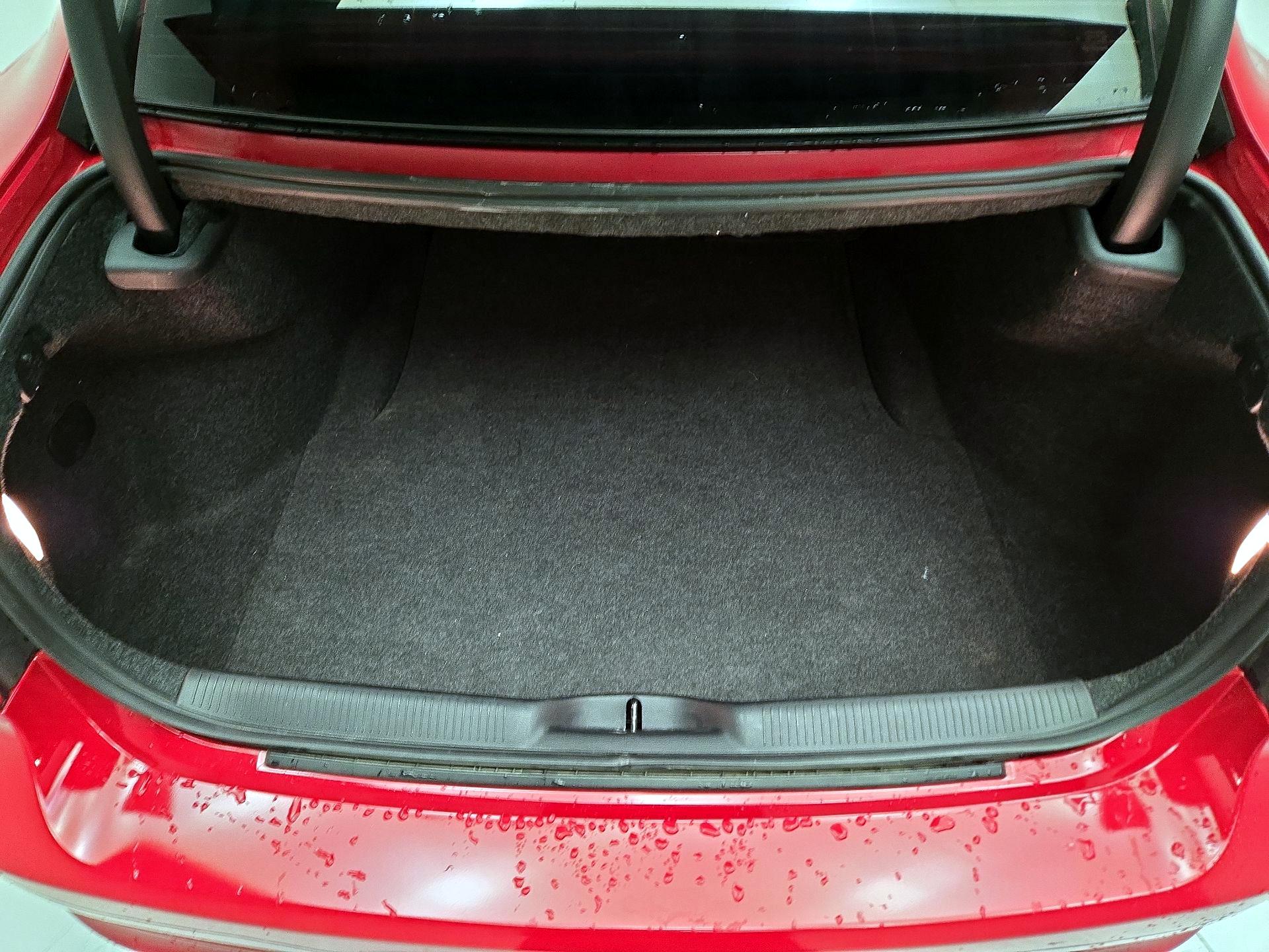 Thumbnail: 2016 Dodge Charger - 19