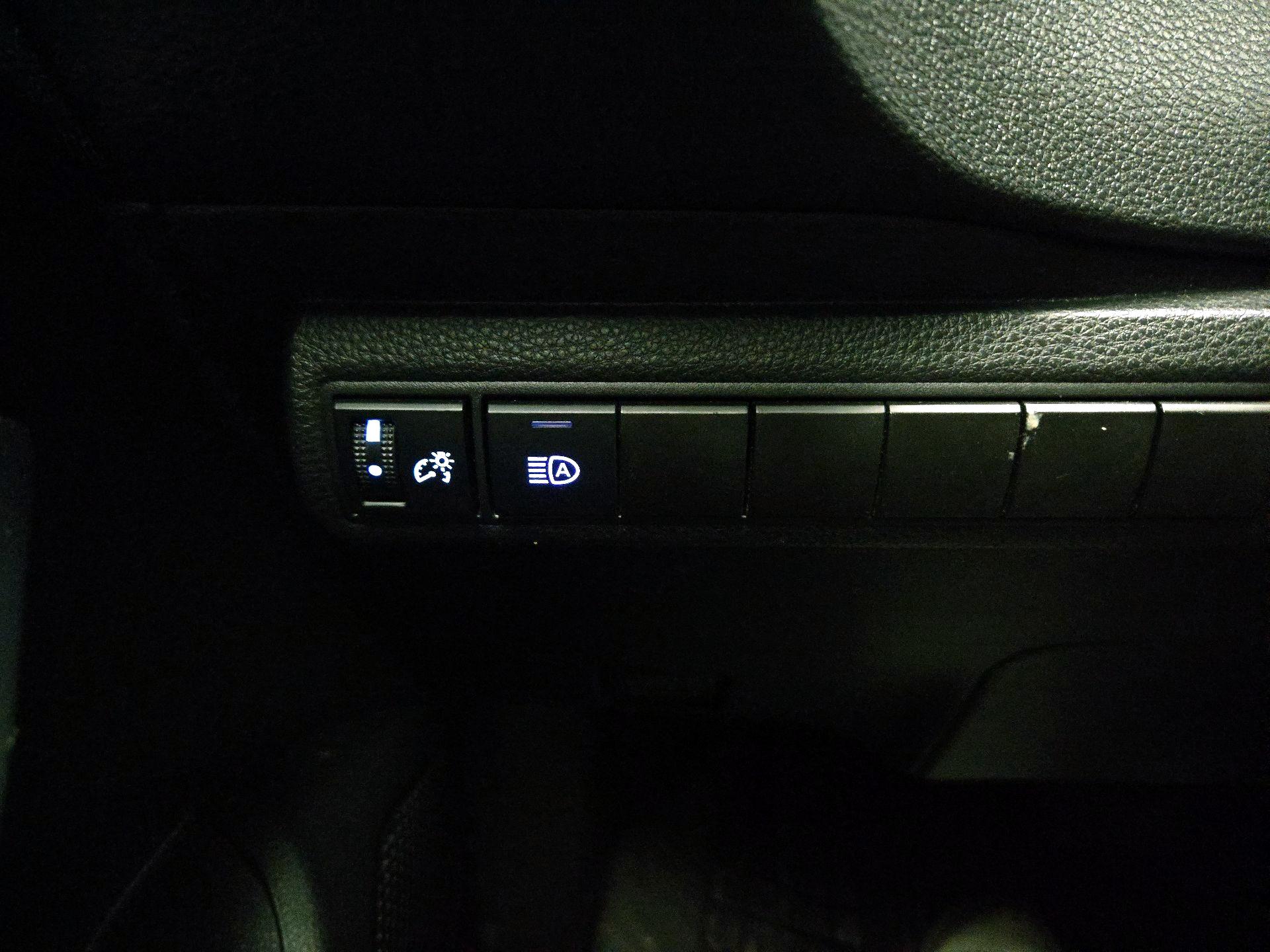 Thumbnail: 2020 Toyota Corolla - 13